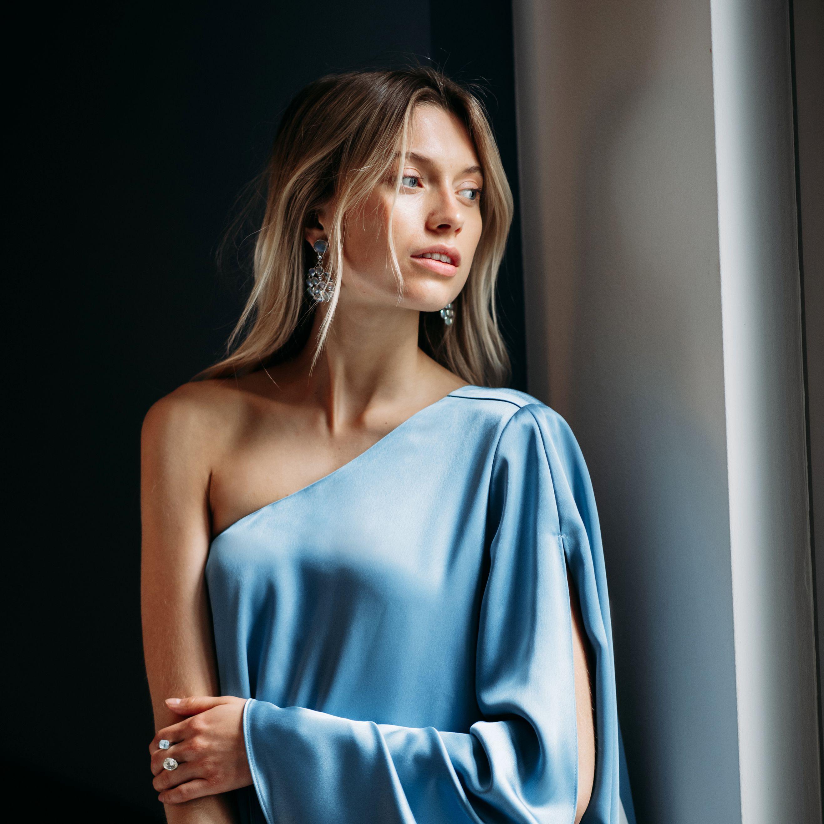 Contemporary Superlight and Flat Opal and Blue Sapphire Earrings For Sale