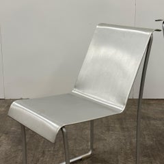 Sillas superligeras de Frank Gehry para Emeco