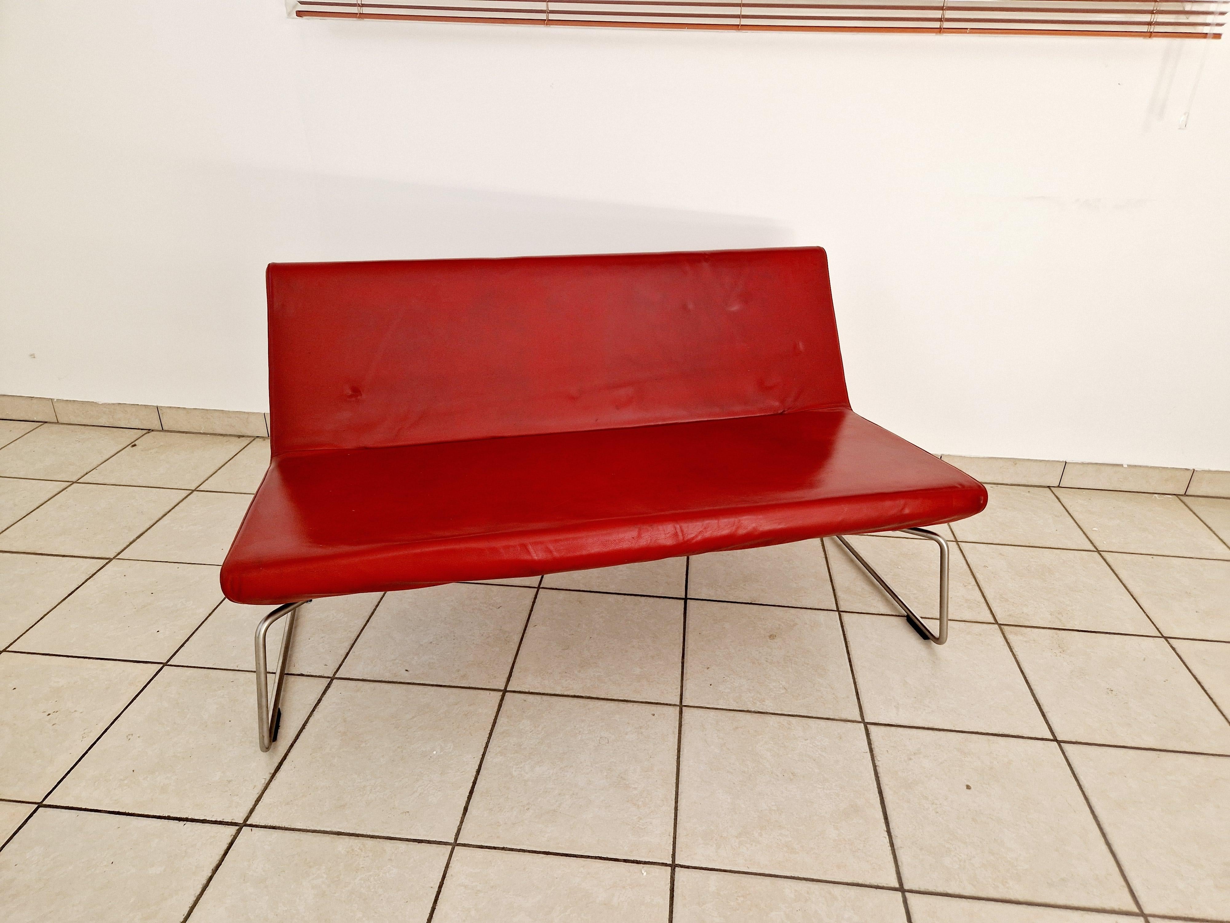 Barber e Osgerby per Cappellini Divano Superlight in pelle rossa in vendita 3