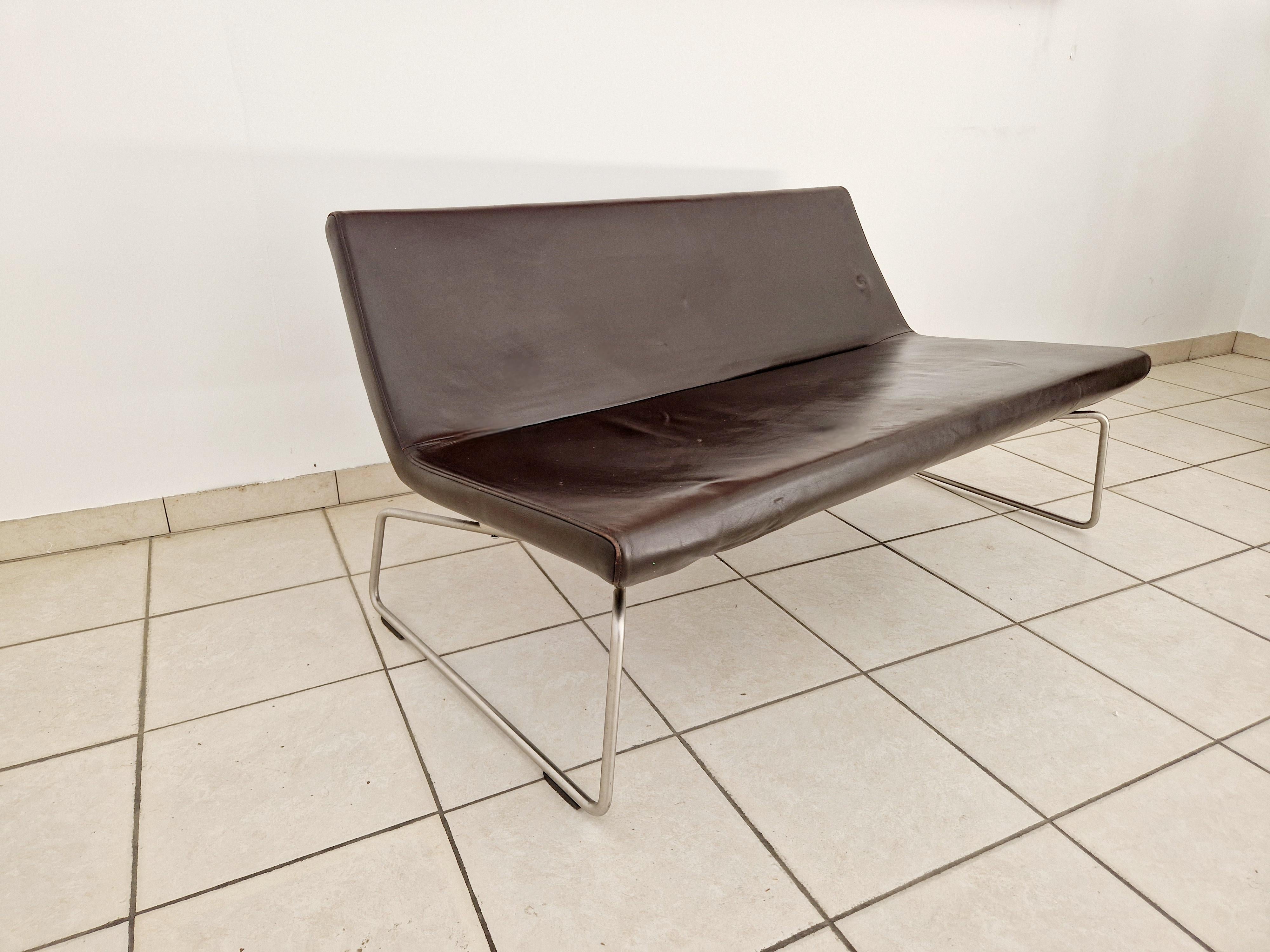 Barber and Osgerby per Cappellini Divano Superlight in pelle marrone in vendita 2