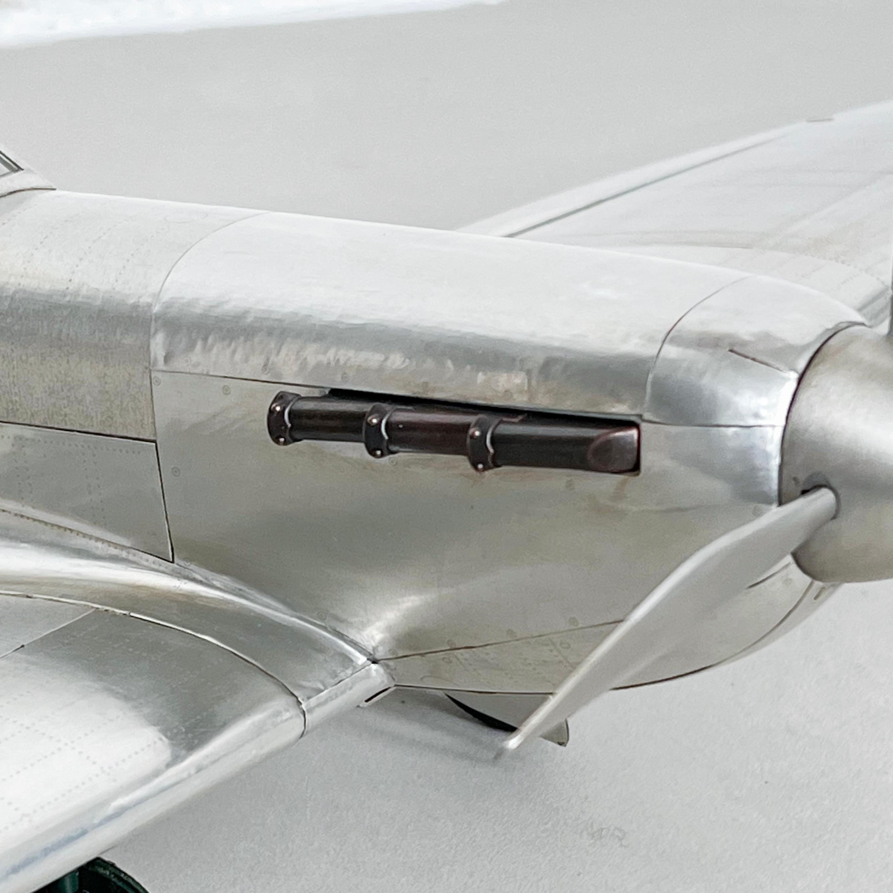 Dekoratives Supermarin-Spitzenfeuer-Flugzeug-Modell in großem Maßstab, großformatig, sehr detailliert (21. Jahrhundert und zeitgenössisch) im Angebot