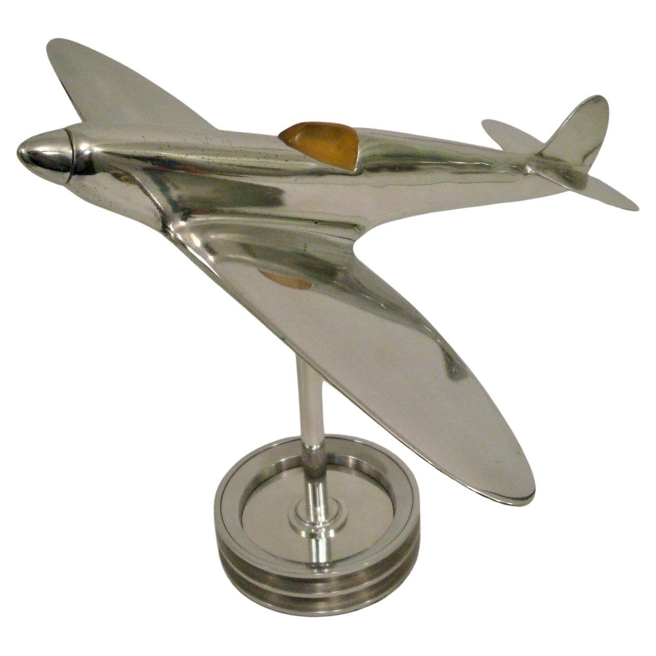 Supermarine Spitfire Airplane Model, Desk Sculpture, U.K. 1930´s