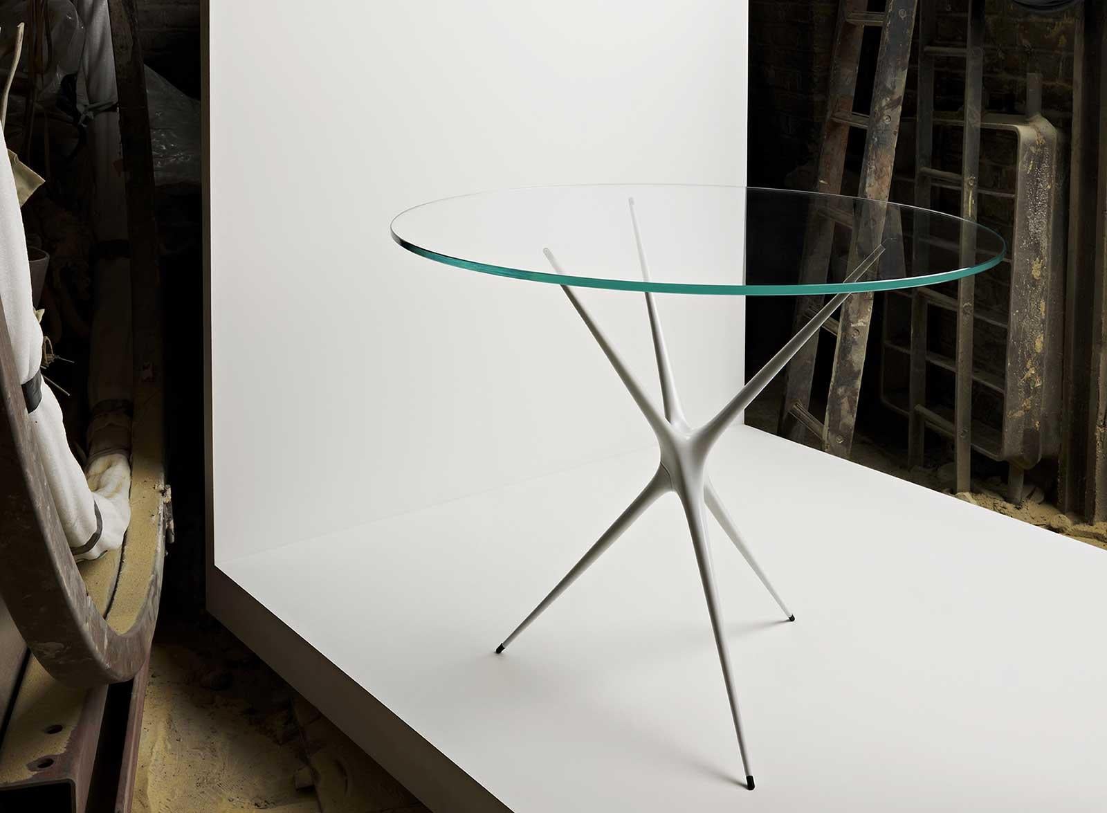 Supernova, pied de table en aluminium coulé recyclé en vert de mer par Made in Ratio en vente 5