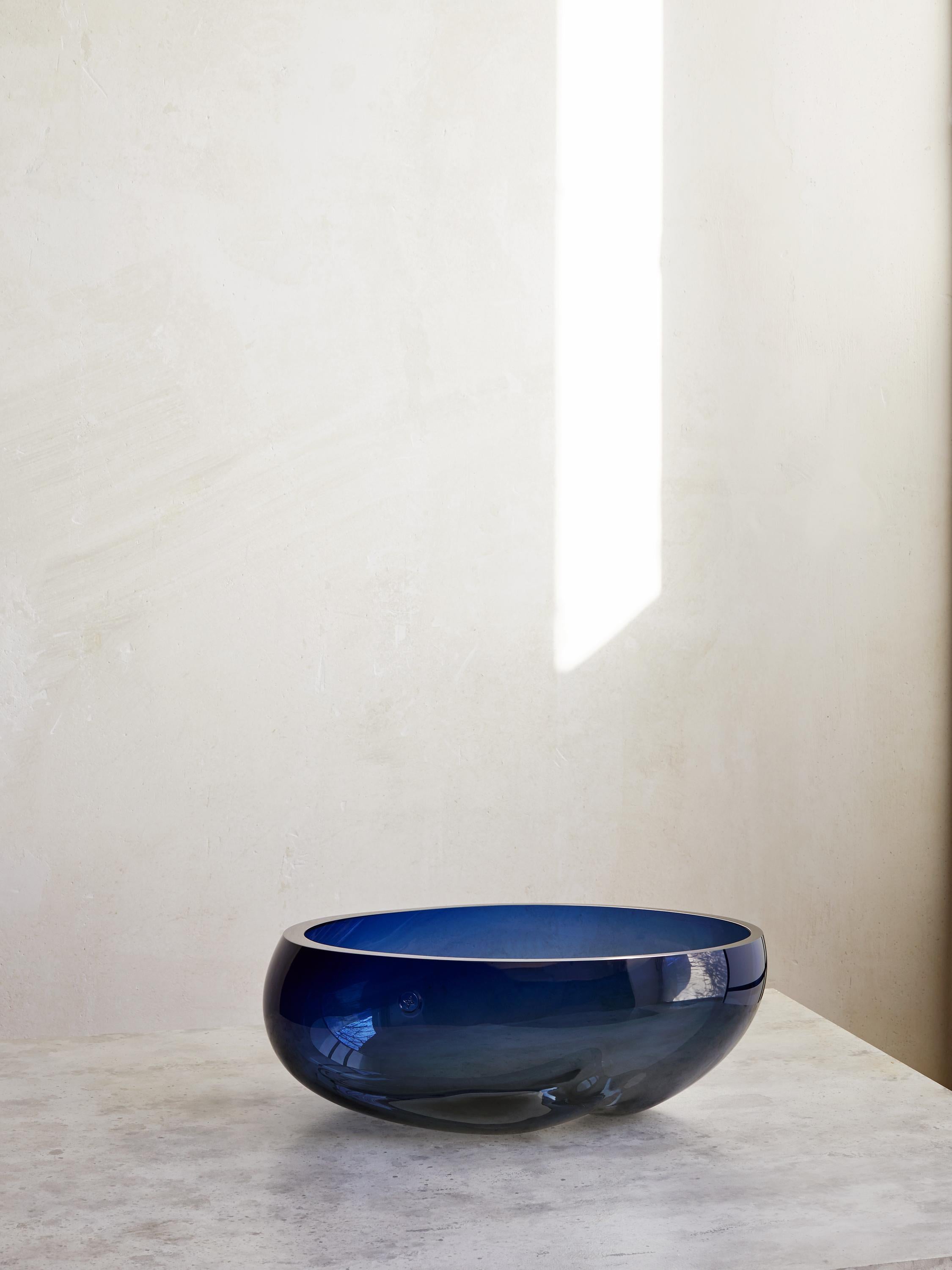 Vase von Supernova, mundgeblasenes Muranoglas, in verschiedenen Farben erhältlich, Größe M (Italienisch) im Angebot