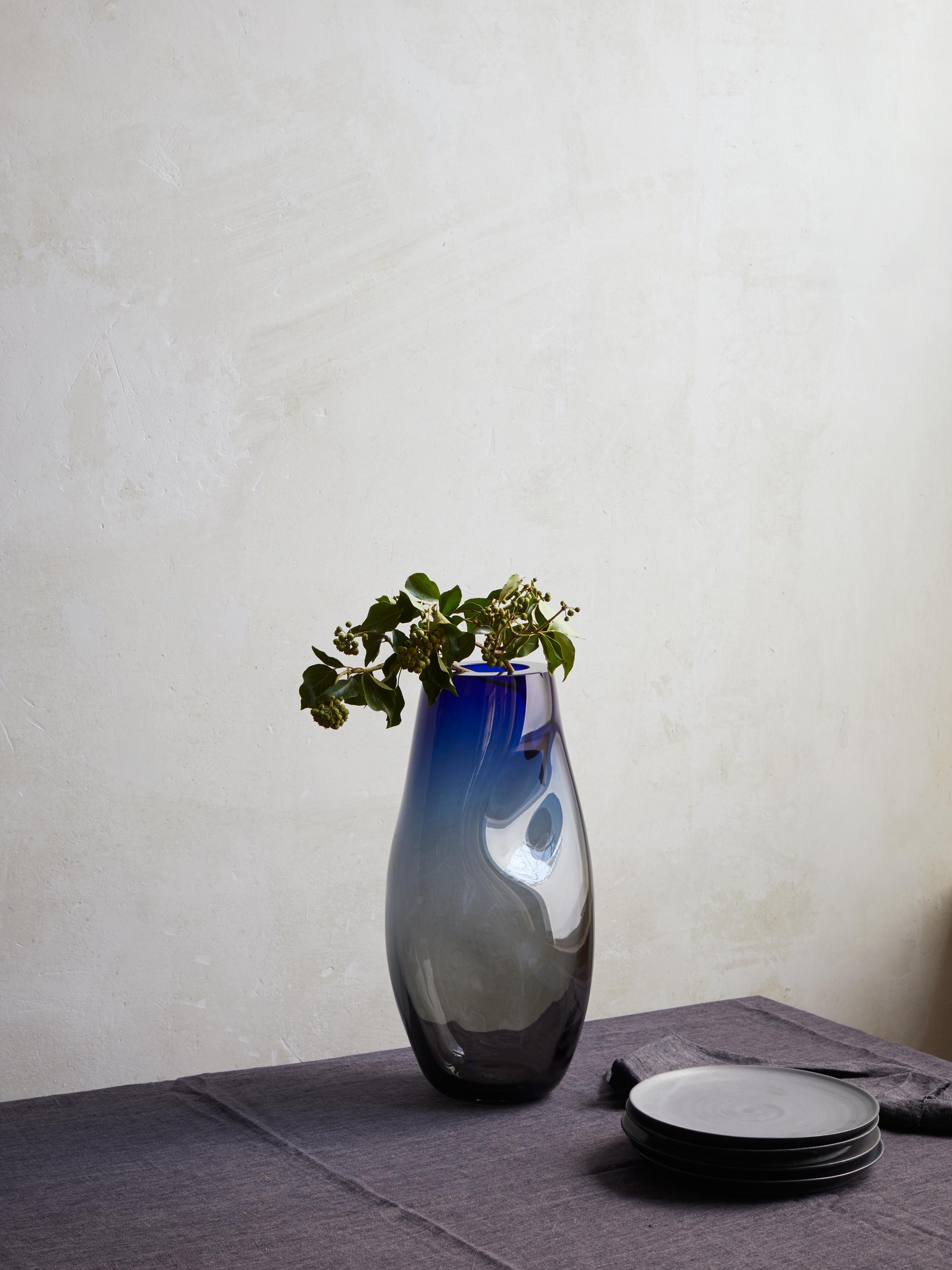 Modern Supernova Vase I, Hand-Blown Murano Glass, Available in Different Colors, Size L For Sale