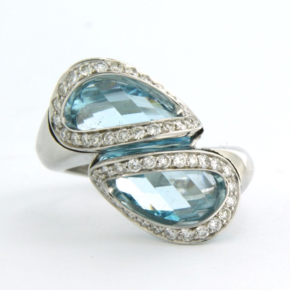 Brilliant Cut SUPERORO - ring with topaz and brilliant cut diamond up to 0.58ct 18k white gold For Sale