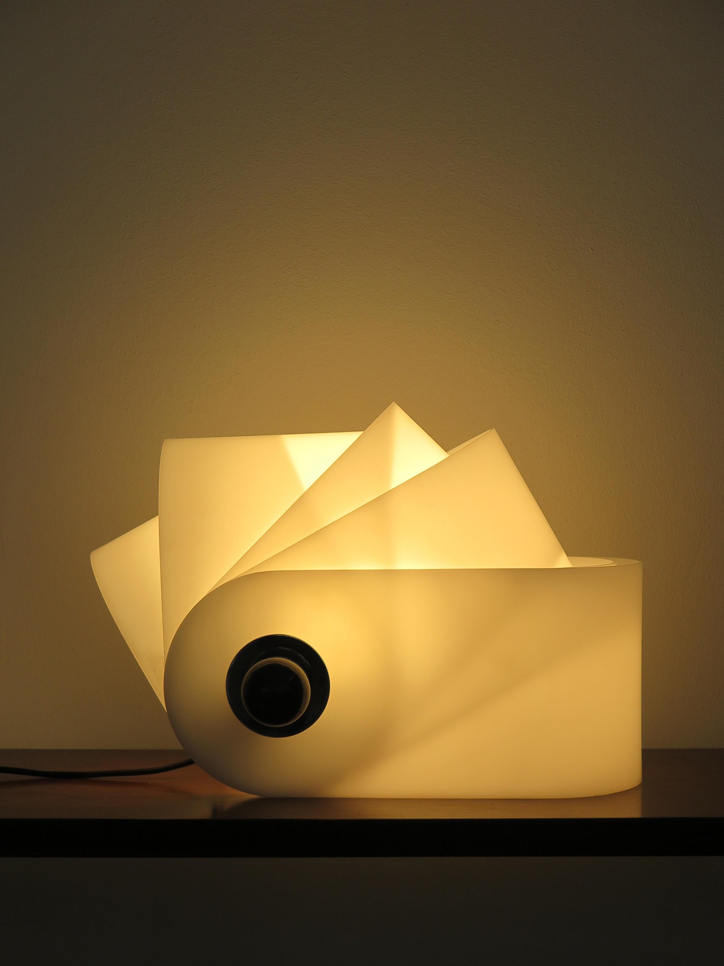 Mid-Century moderno Lampada Gherpe di Superstudio del Medioevo per Poltronova 1960s in vendita