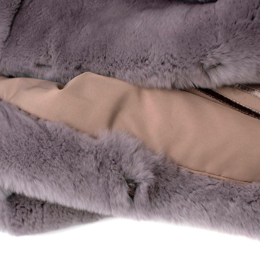 Women's or Men's Suprema Grey Rabbit Fur Gilet - Size Medium For Sale