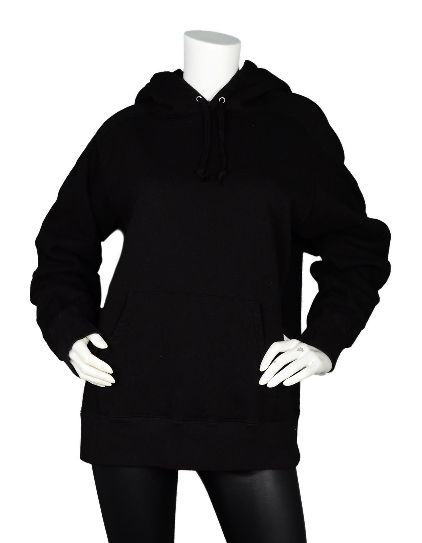 supreme hoodie logo on hood