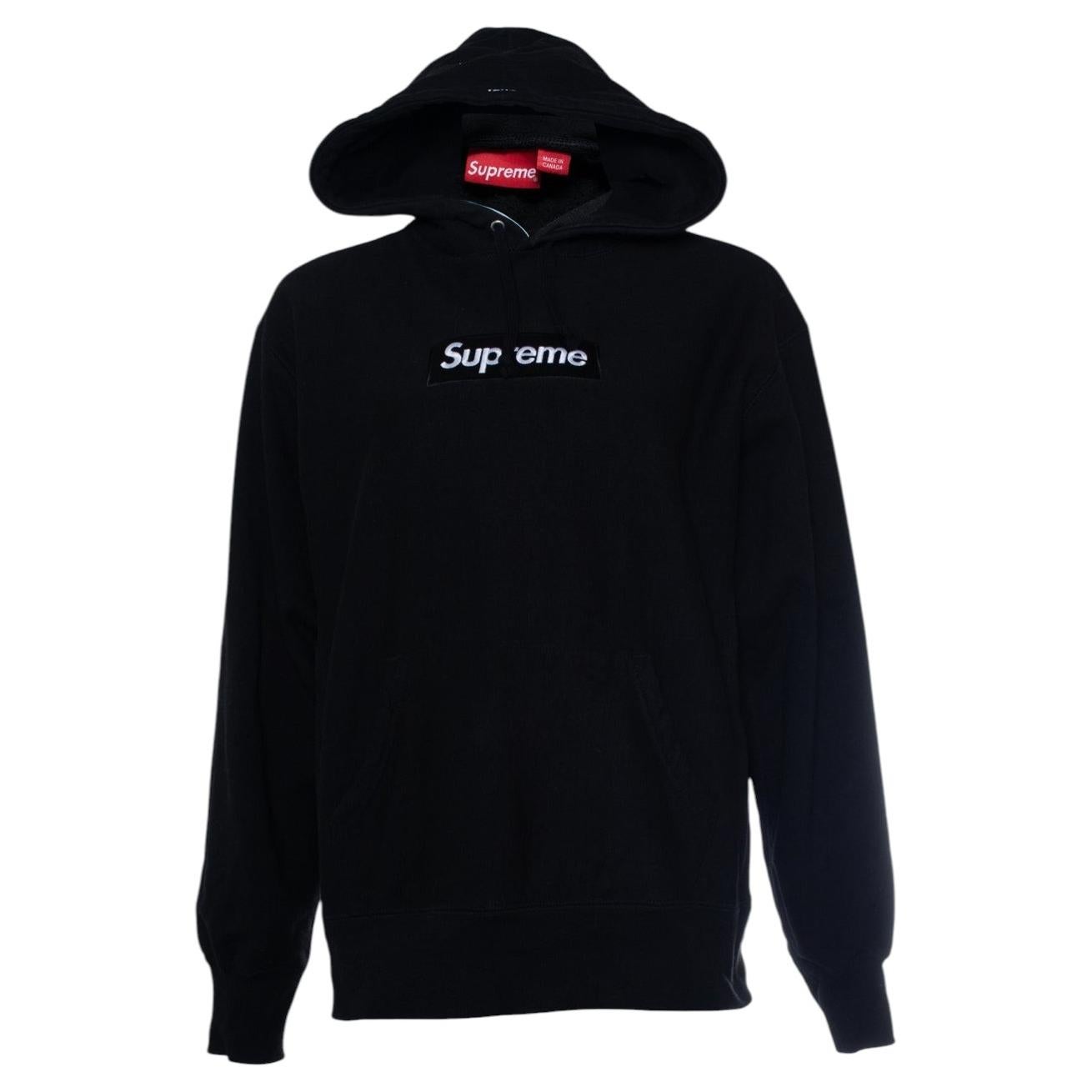 Supreme, black hooded sweater