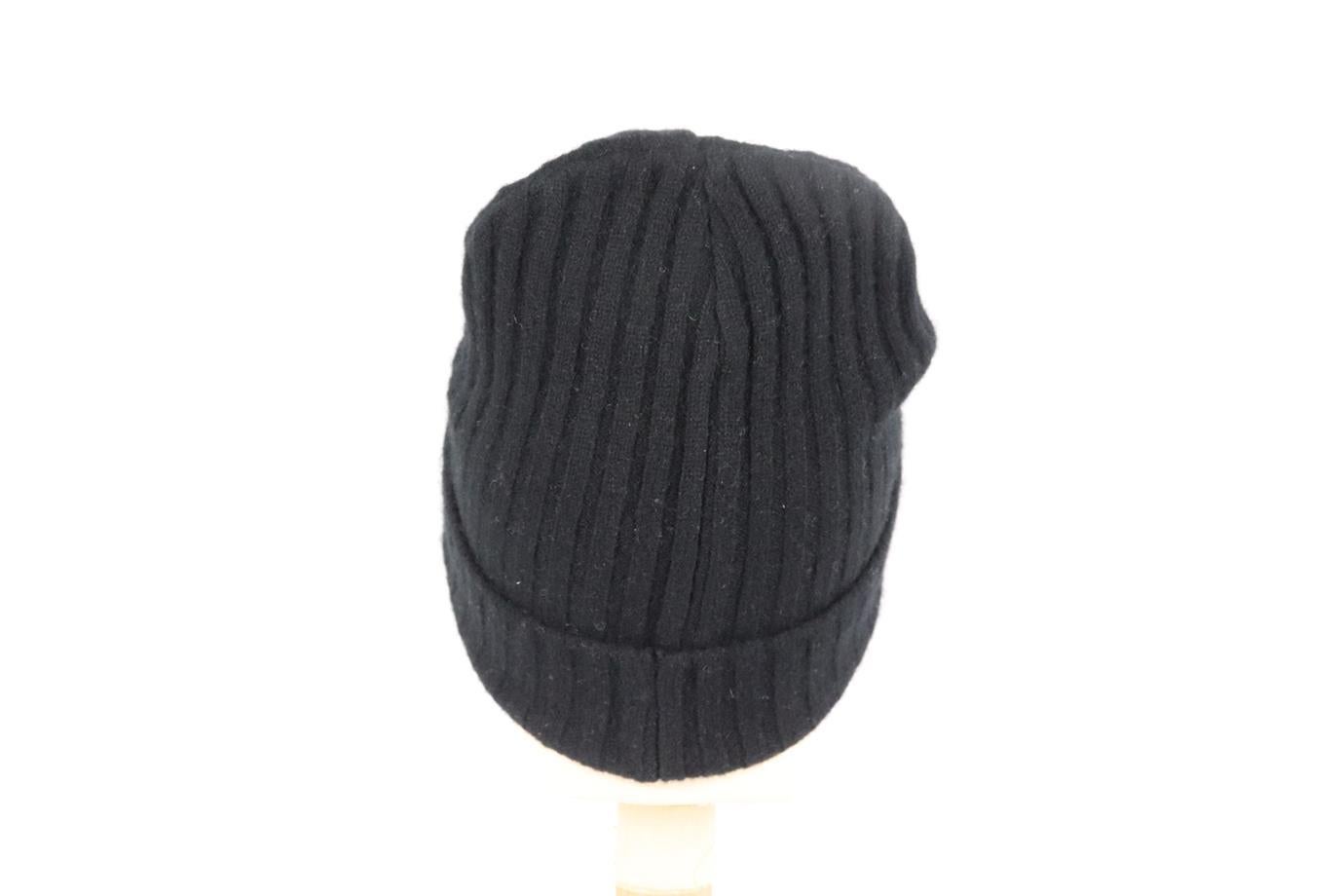 Supreme Embroidered Ribbed Cashmere Beanie One Size In Excellent Condition In London, GB