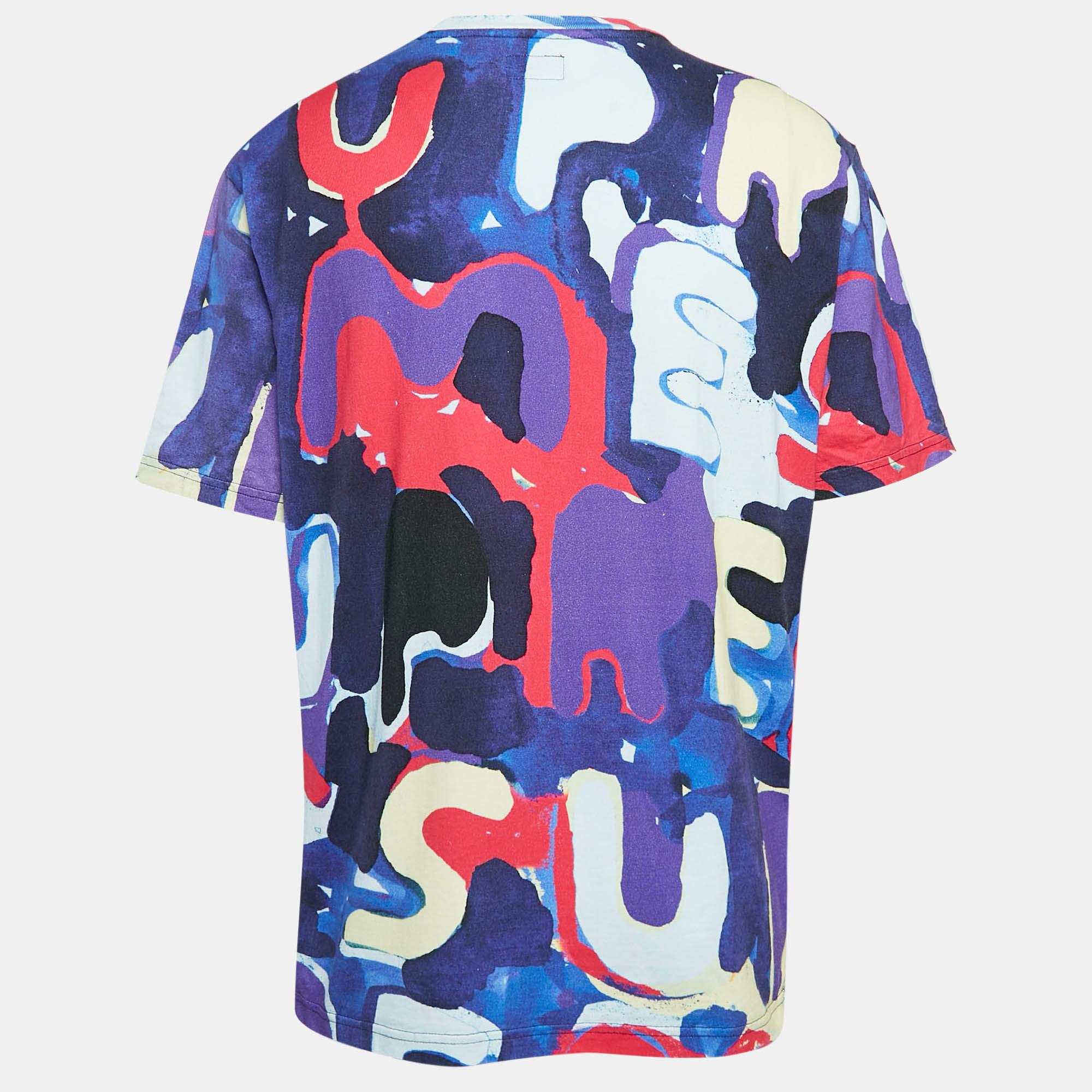 Perfect for casual outings or errands this T shirt is the best piece to feel comfortable and stylish in. It flaunts a catchy shade and a relaxed fit.