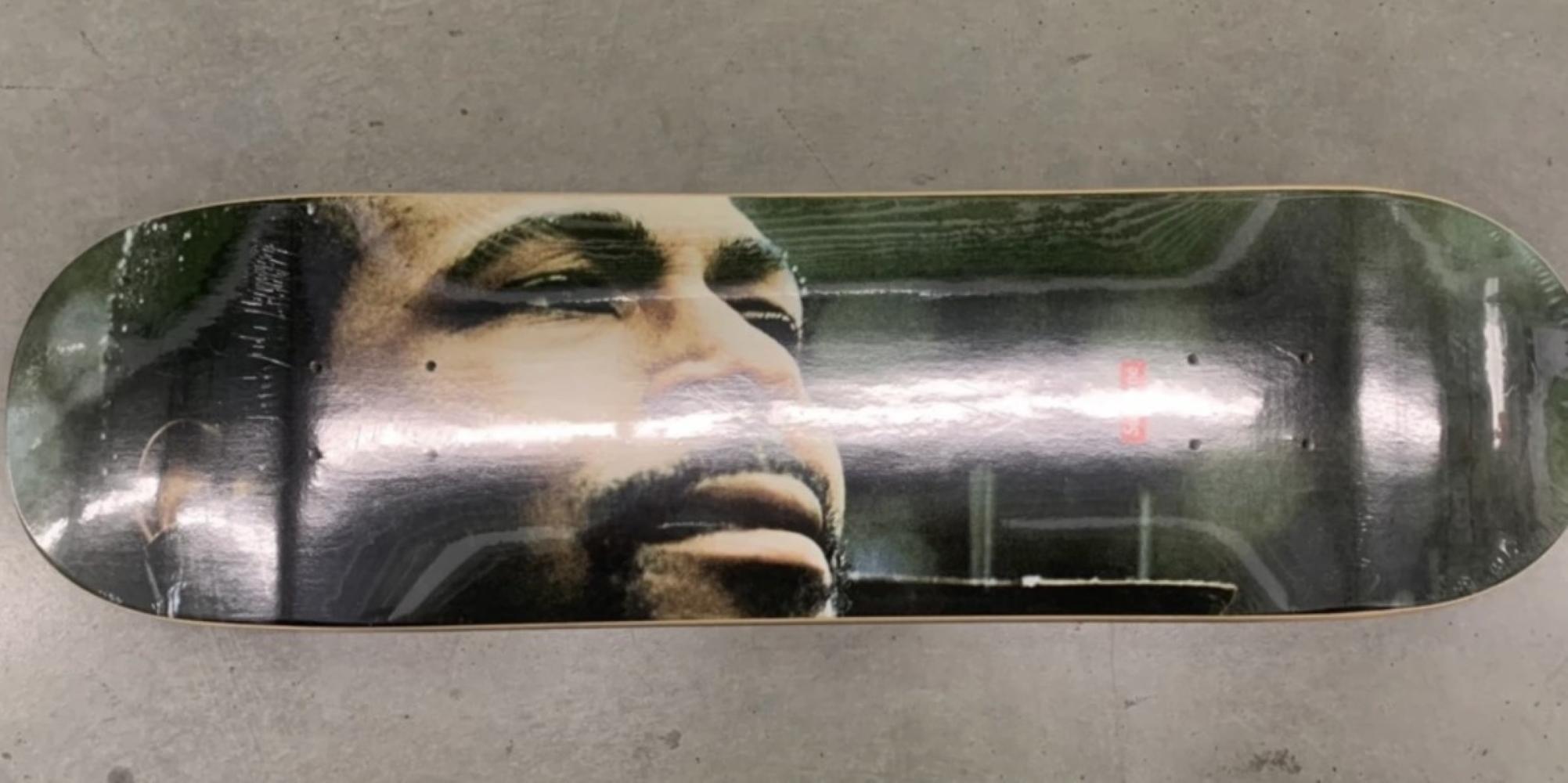 Marvin Gaye „Whats Going on“ Supreme Collaboration Digitaler Druck auf Skatedeck im Angebot 2