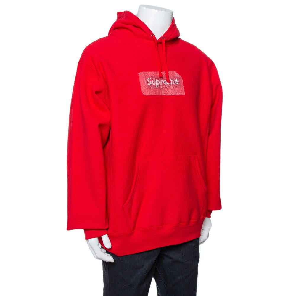 For streetwear fans, Supreme is a name that needs no introduction. The streetwear icon is widely popular for its limited releases and exciting collaborations. This hoodie is a piece you will love owning. It is made from cotton and designed with a