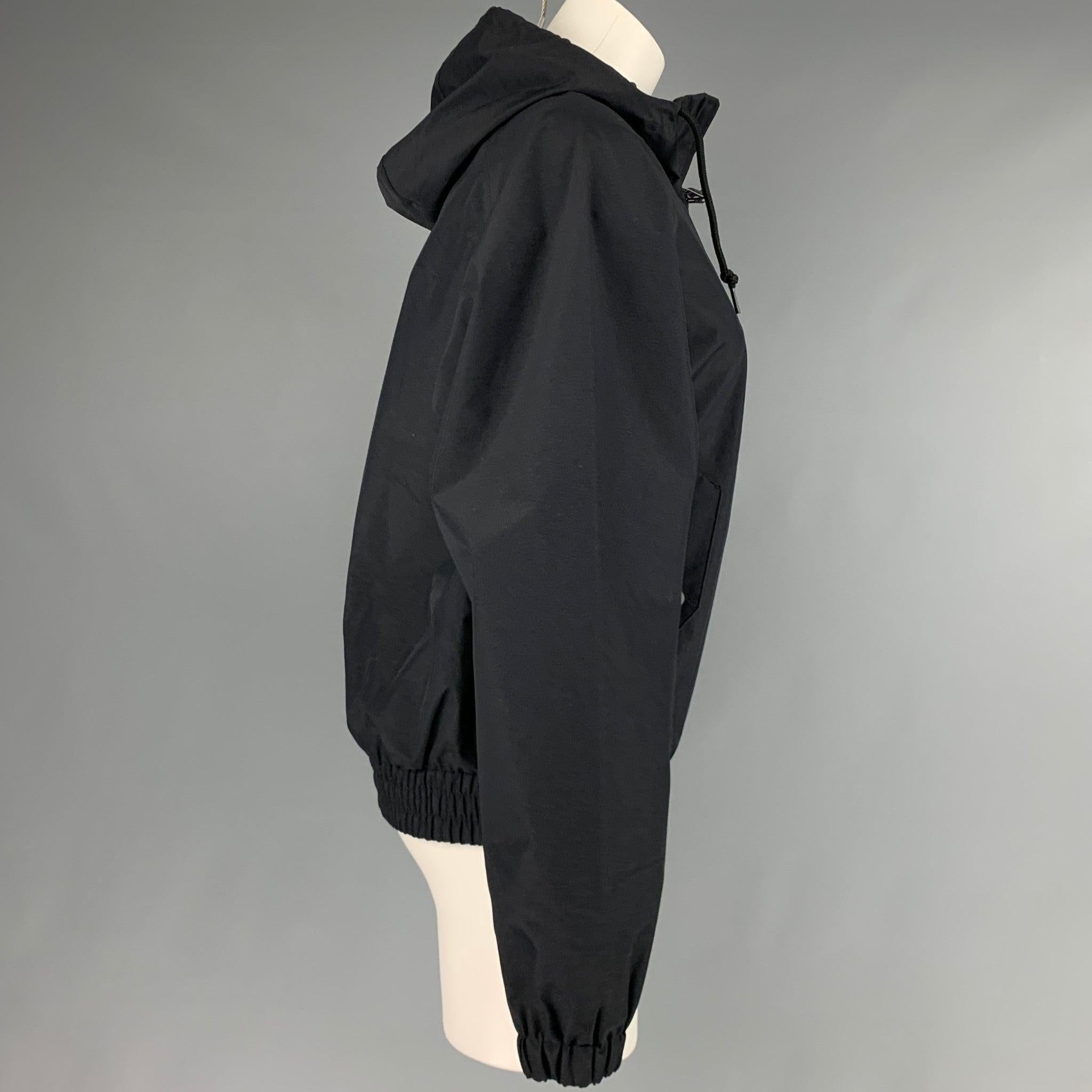 SUPREME Size S Black Nylon Windbreaker Jacket In Excellent Condition For Sale In San Francisco, CA