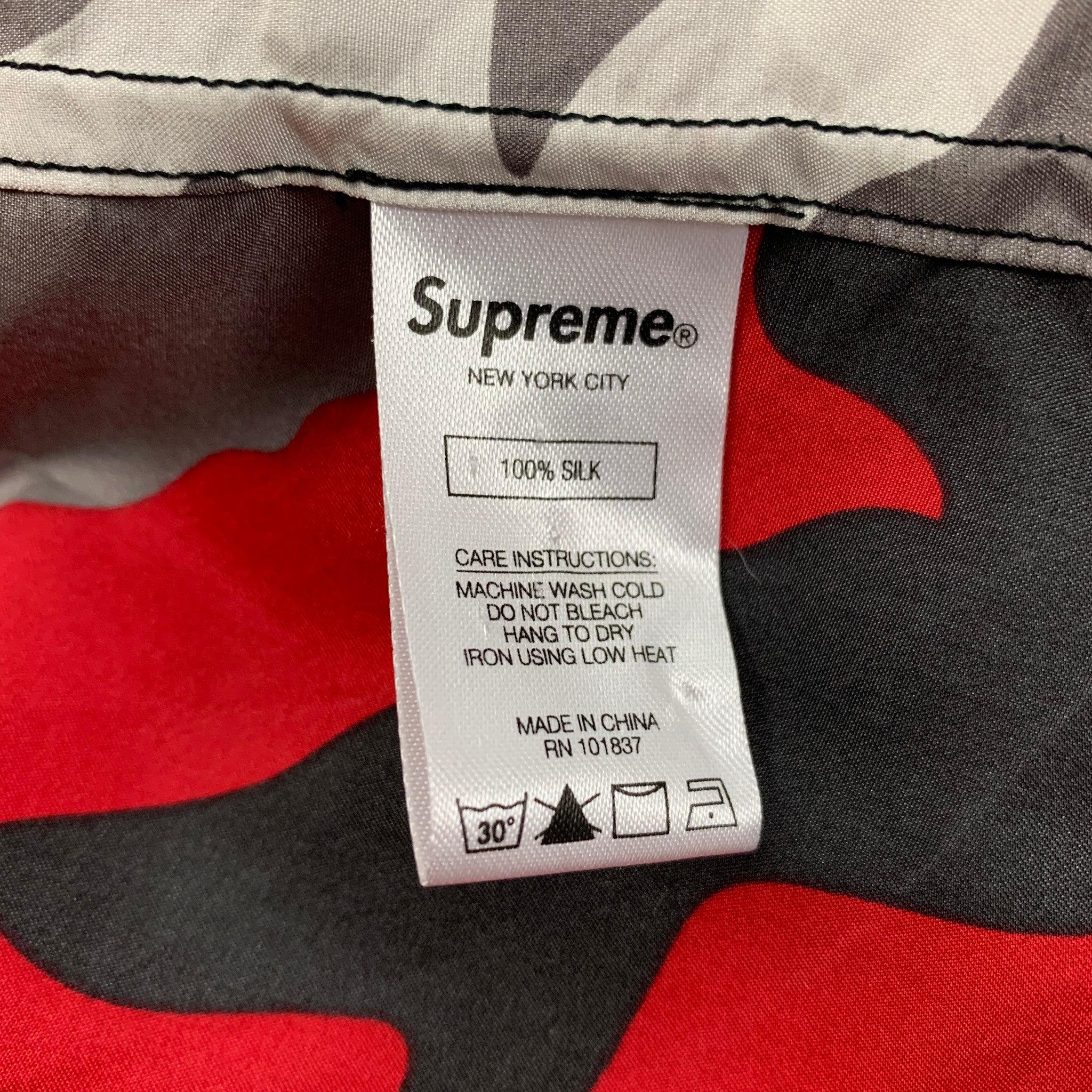 Men's SUPREME SS 19 Collection Size M Red Grey Silk Button Up Long Sleeve Shirt For Sale