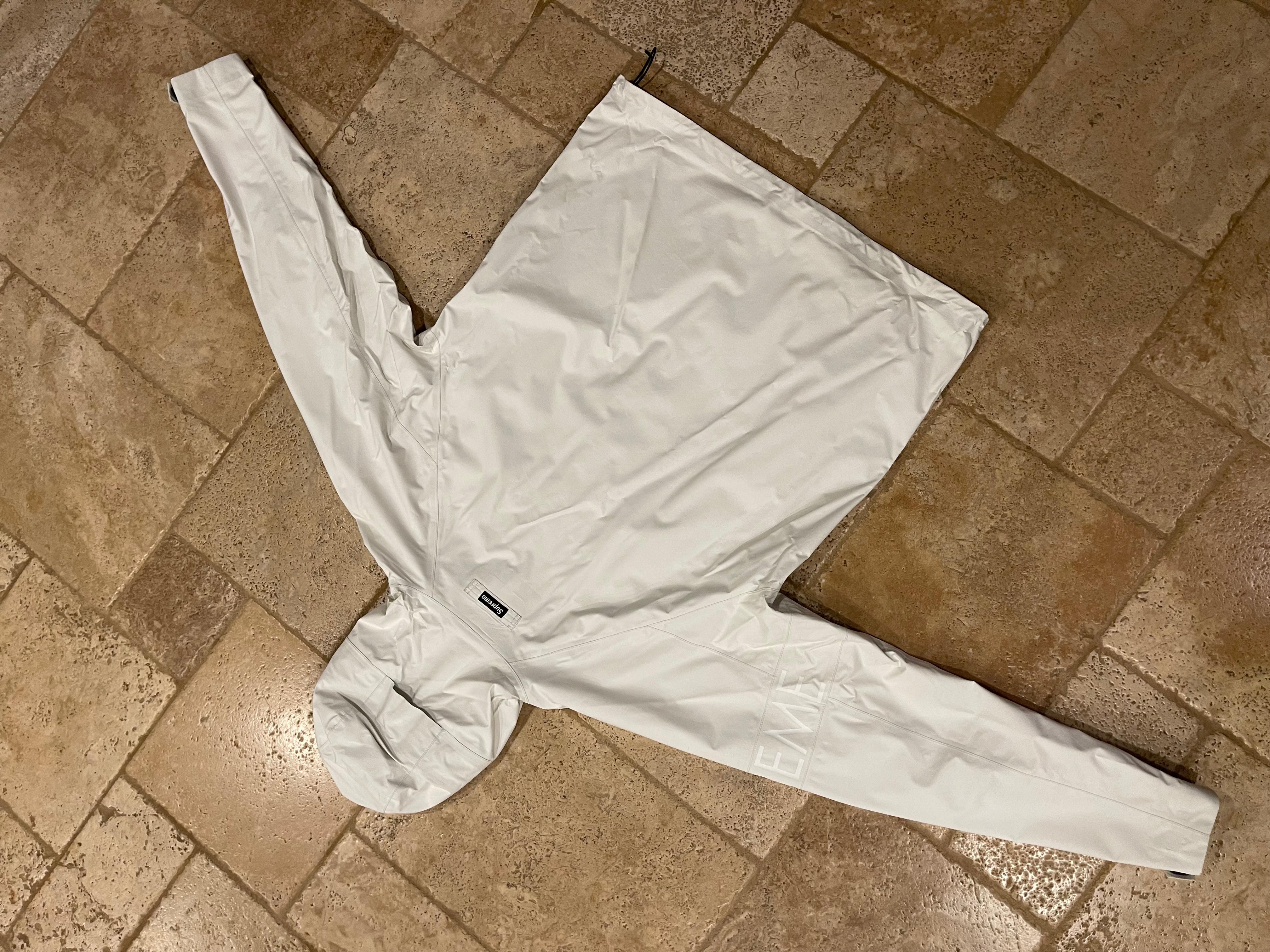 Men's Supreme SS16 Apex Taped Seam White Jacket For Sale