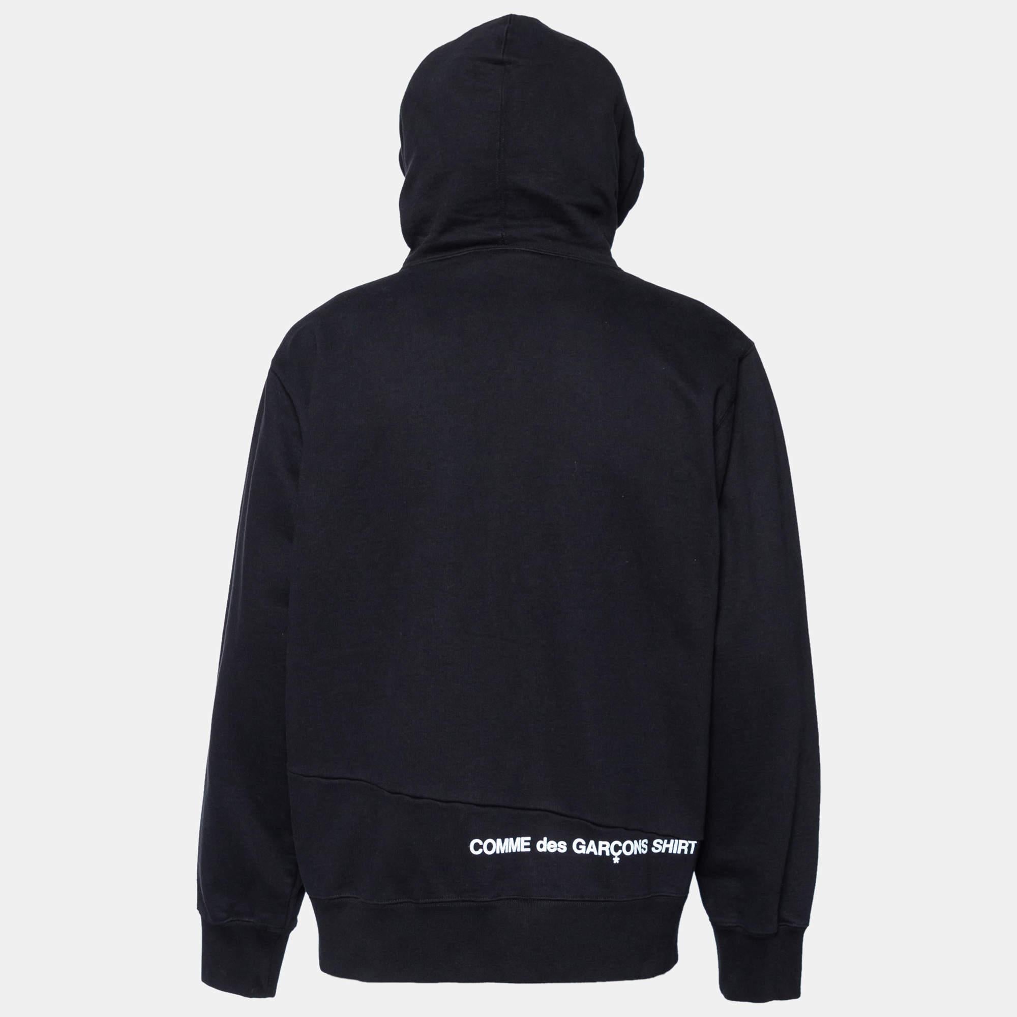 This hoodie from Supreme x Comme des Garçons is great for casual use and will help you stay comfortable. It is made from black terry knit fabric, with split detailed logos elevating its look. It has long sleeves and one pocket. Match this hoodie