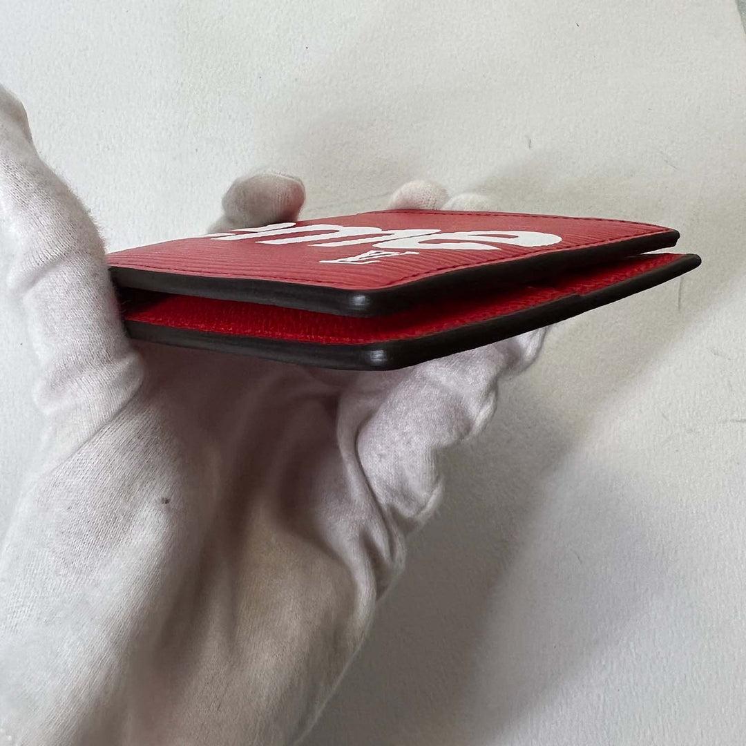 Supreme x Louis Vuitton Red Slender Leather Wallet Limited Edition For Sale 2