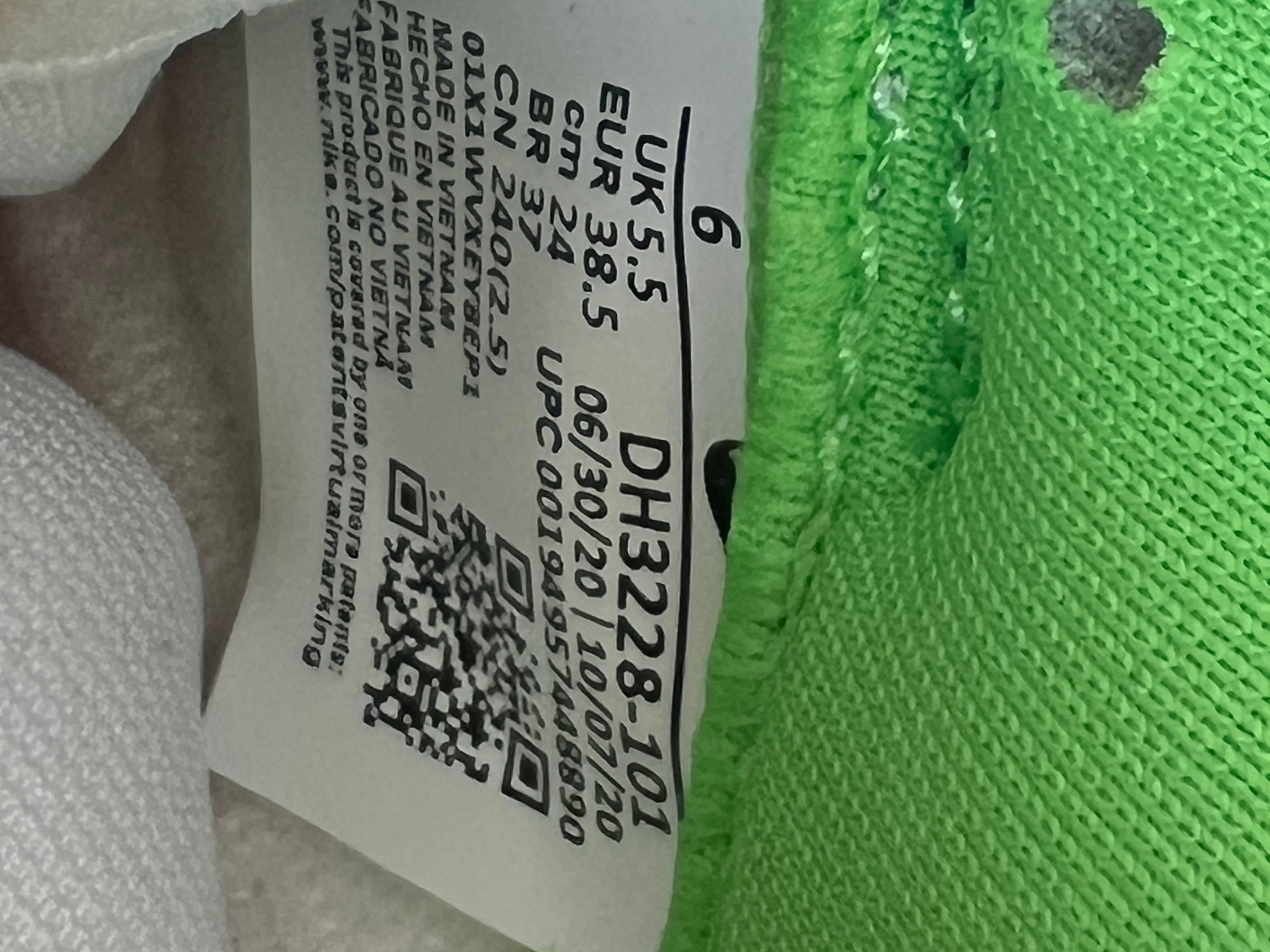 Supreme x Nike Dunk  low Green Star Hype Green size US6.5 For Sale 2