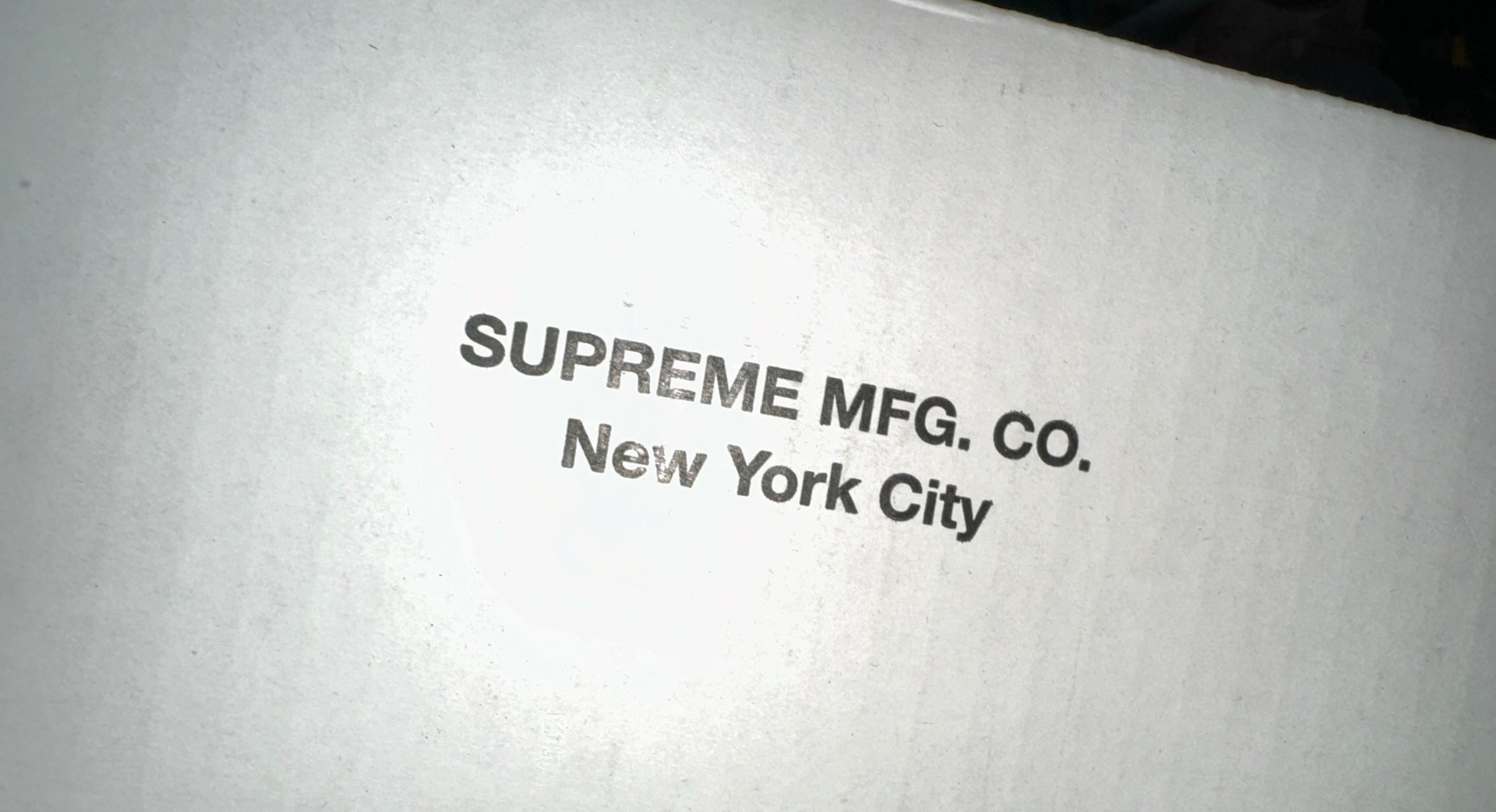 Japanese SUPREME x TOYO Japan Fall Winter 2022 T 320 Steel Toolbox , Red, NIB. For Sale