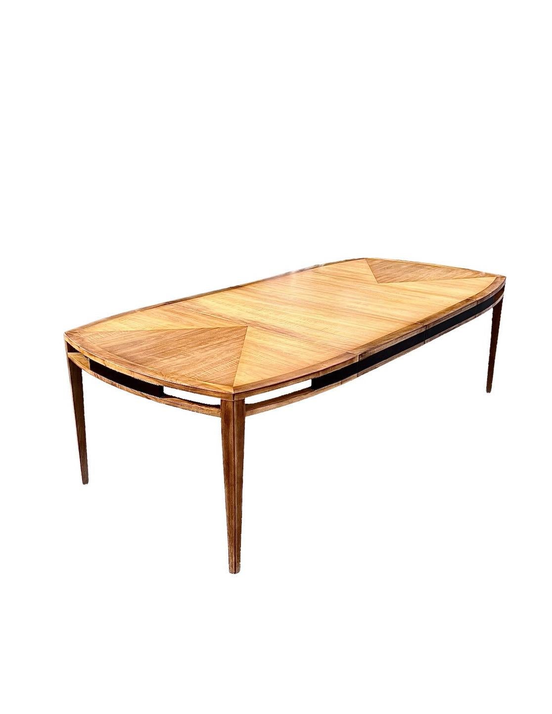 Supremely Elegant Walnut Dining Table by Michael Taylor for Baker, circa 1960 For Sale 10