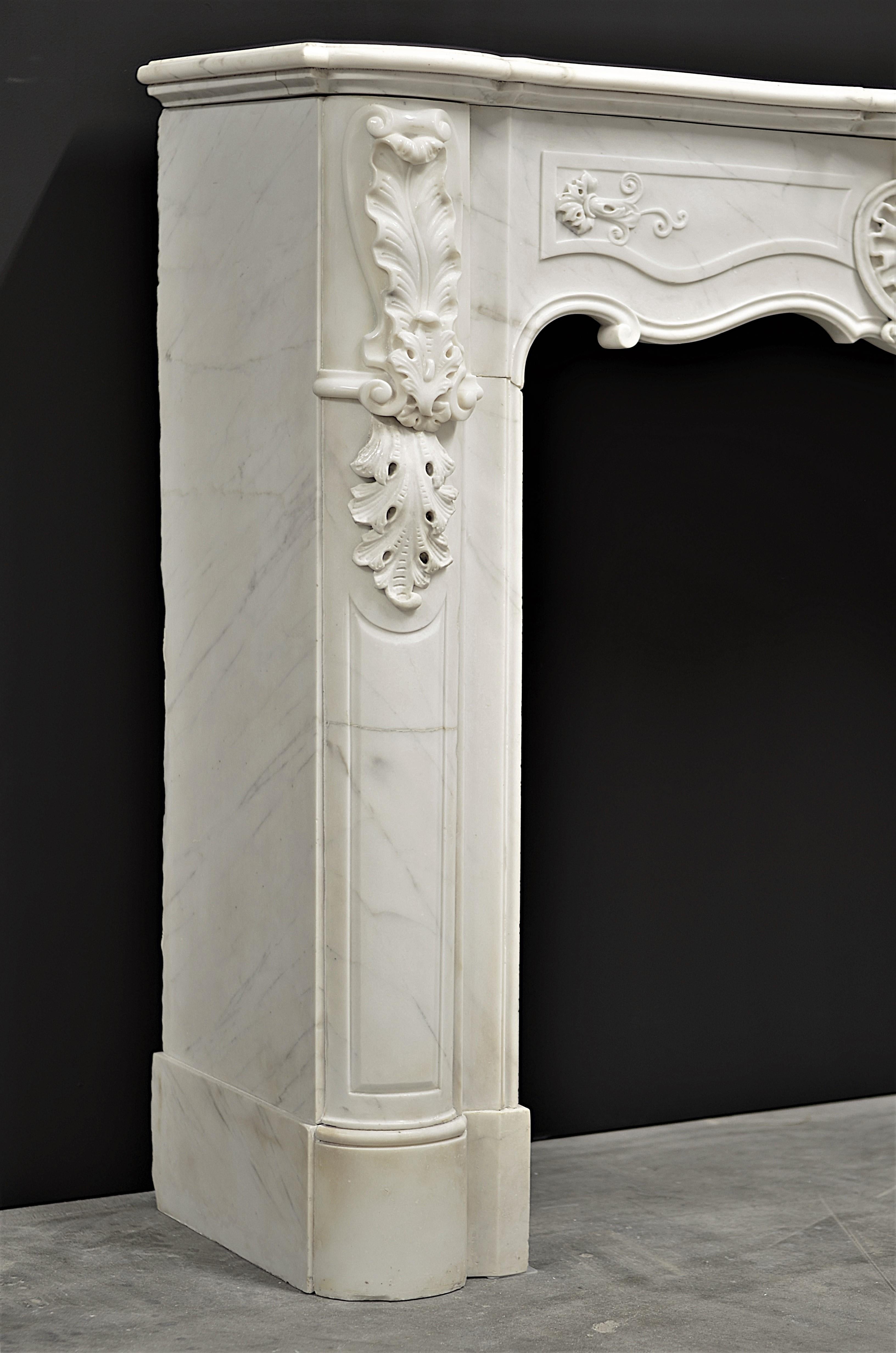 Suprising Antique Louis XV Fireplace Mantel For Sale 4