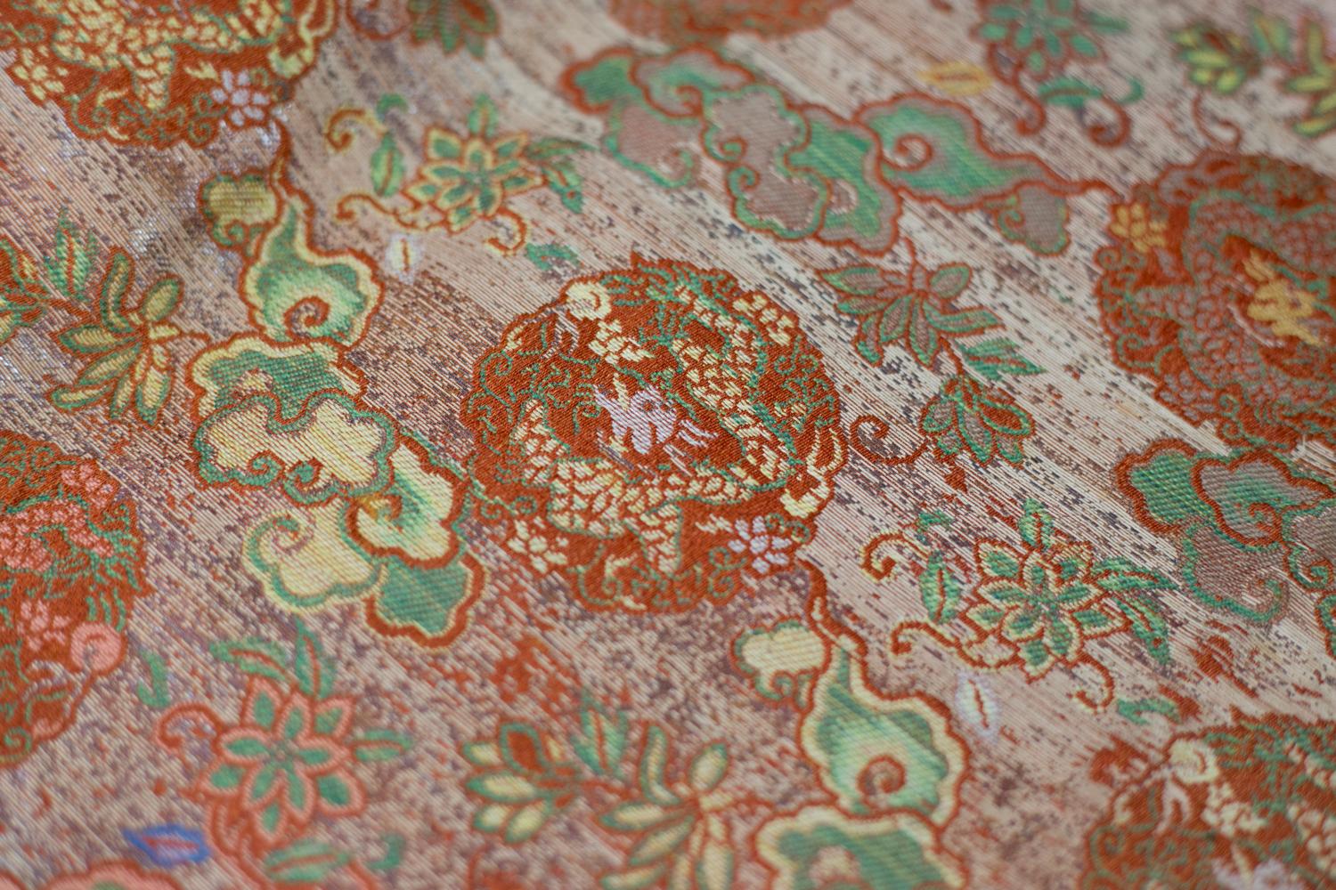 Soprabito Jinbaori per un dignitario giapponese in seta lampasso - Giappone Edo inizio XIX sec. In condizioni buone in vendita a Toulon, FR
