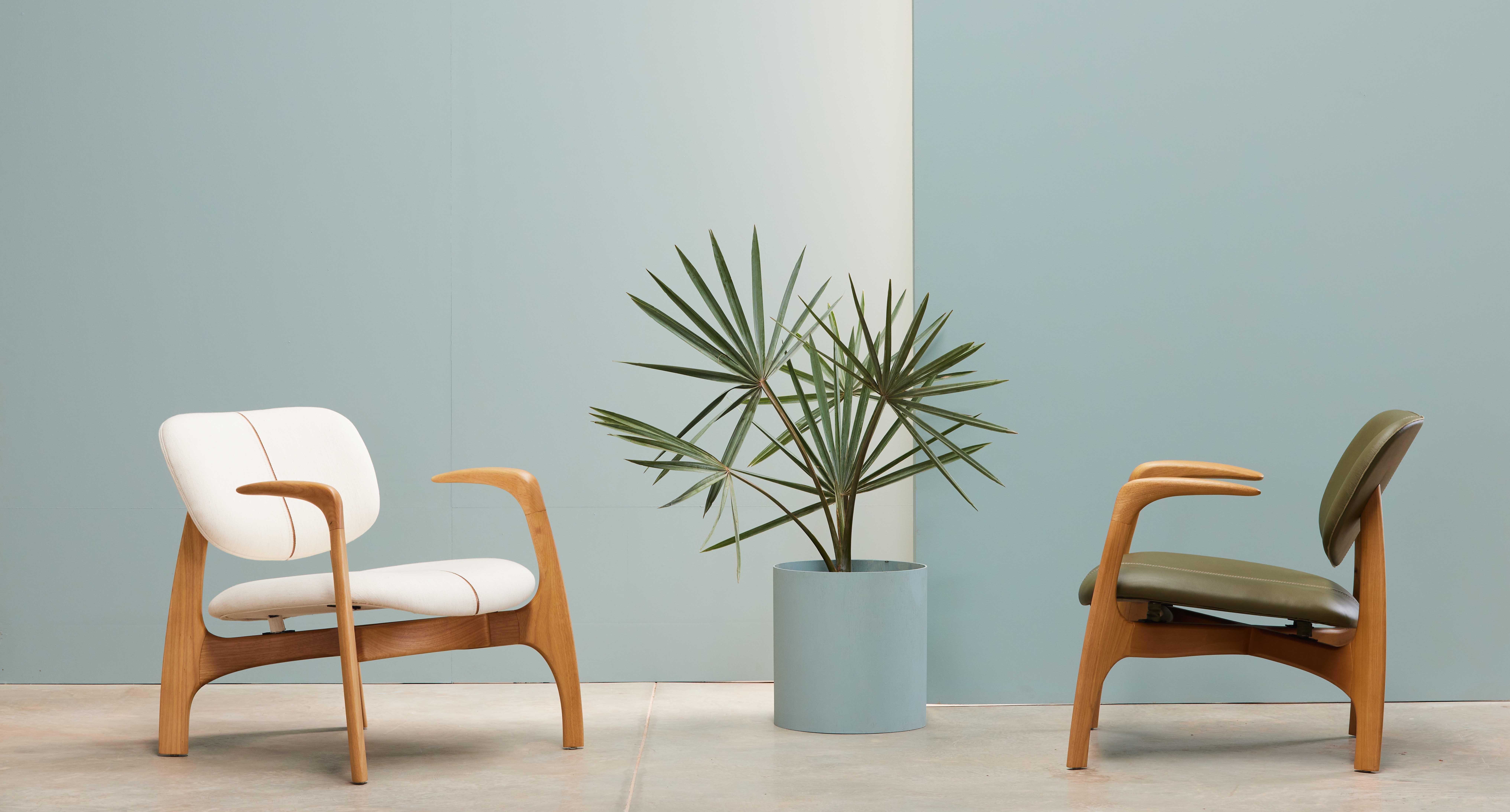 Pelle Poltrona Surf Brasiliana Contemporanea in Wood e Tessuto di Lattoog in vendita