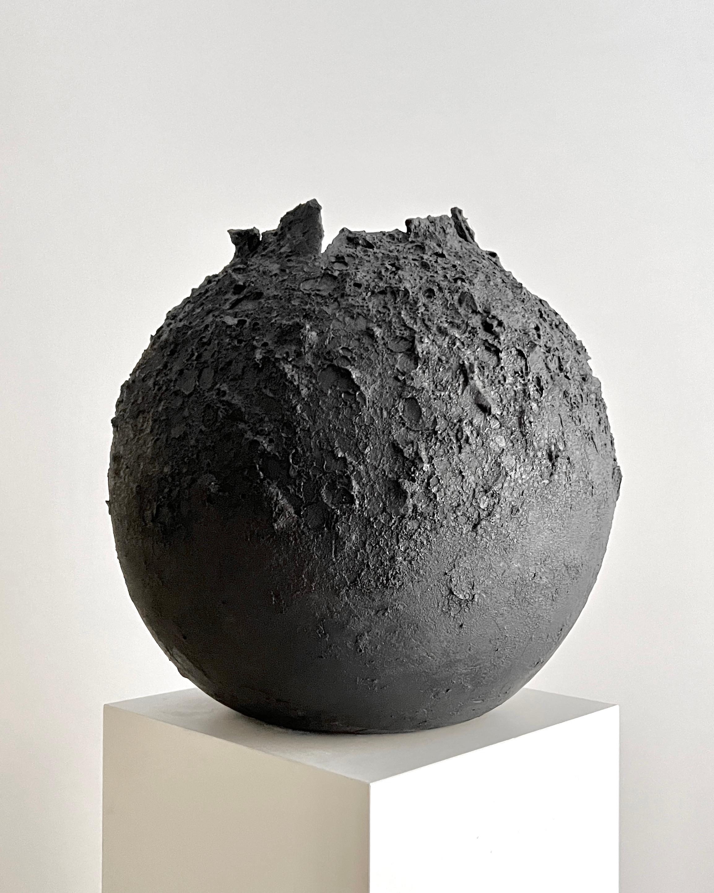 Oberflächen-Skulptur von Laura Pasquino im Zustand „Neu“ im Angebot in Geneve, CH
