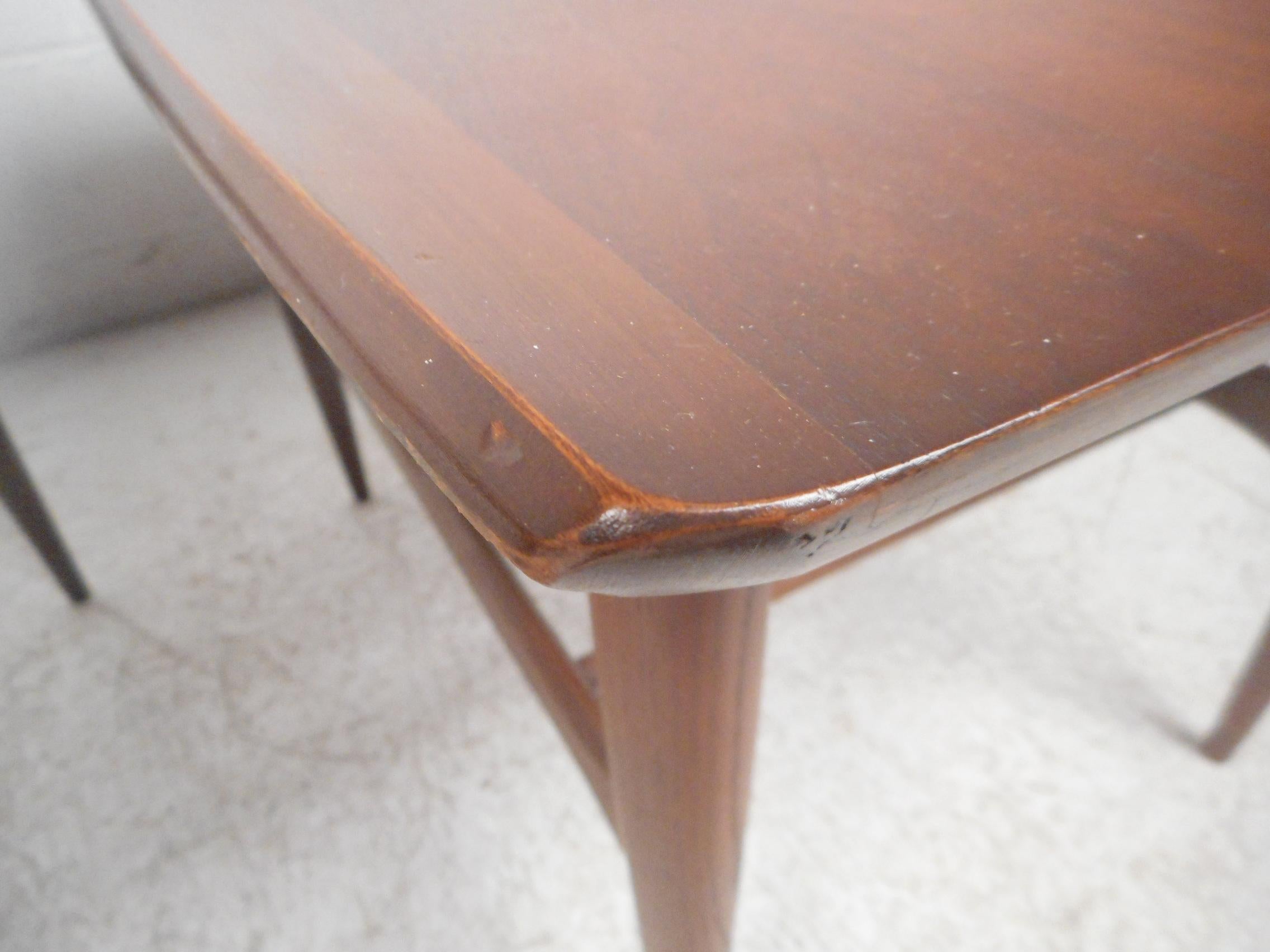 Mid-20th Century Surfboard End Tables by Bassett Furniture Co., a Pair