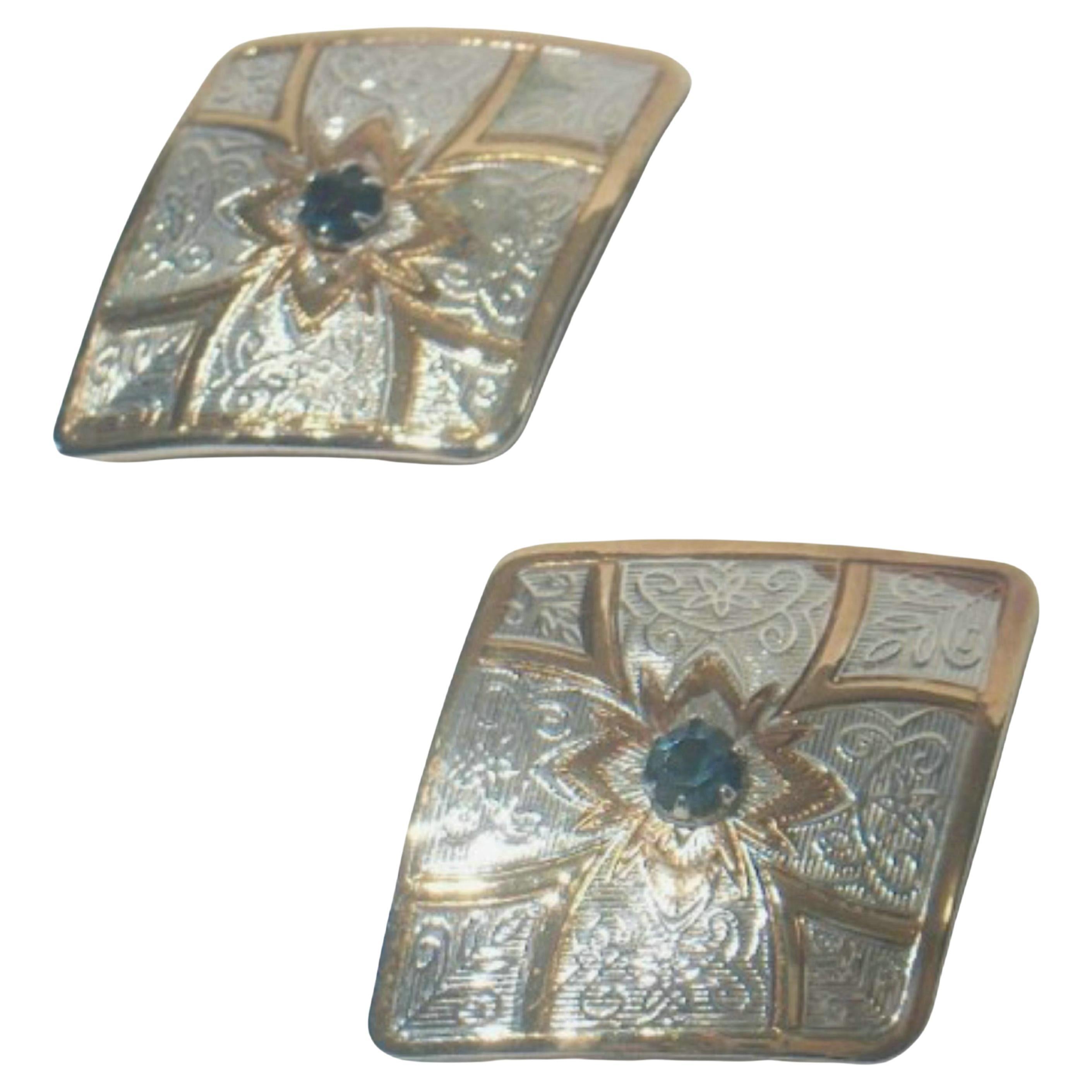 SURI - Coppia di orecchini d
epoca in finto topazio blu - Firmati - India - Anni 
80 circa in vendita