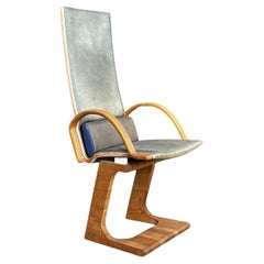 Sorprendente sedia da ufficio degli anni '70 in legno massiccio e pelle, un vero UFO!