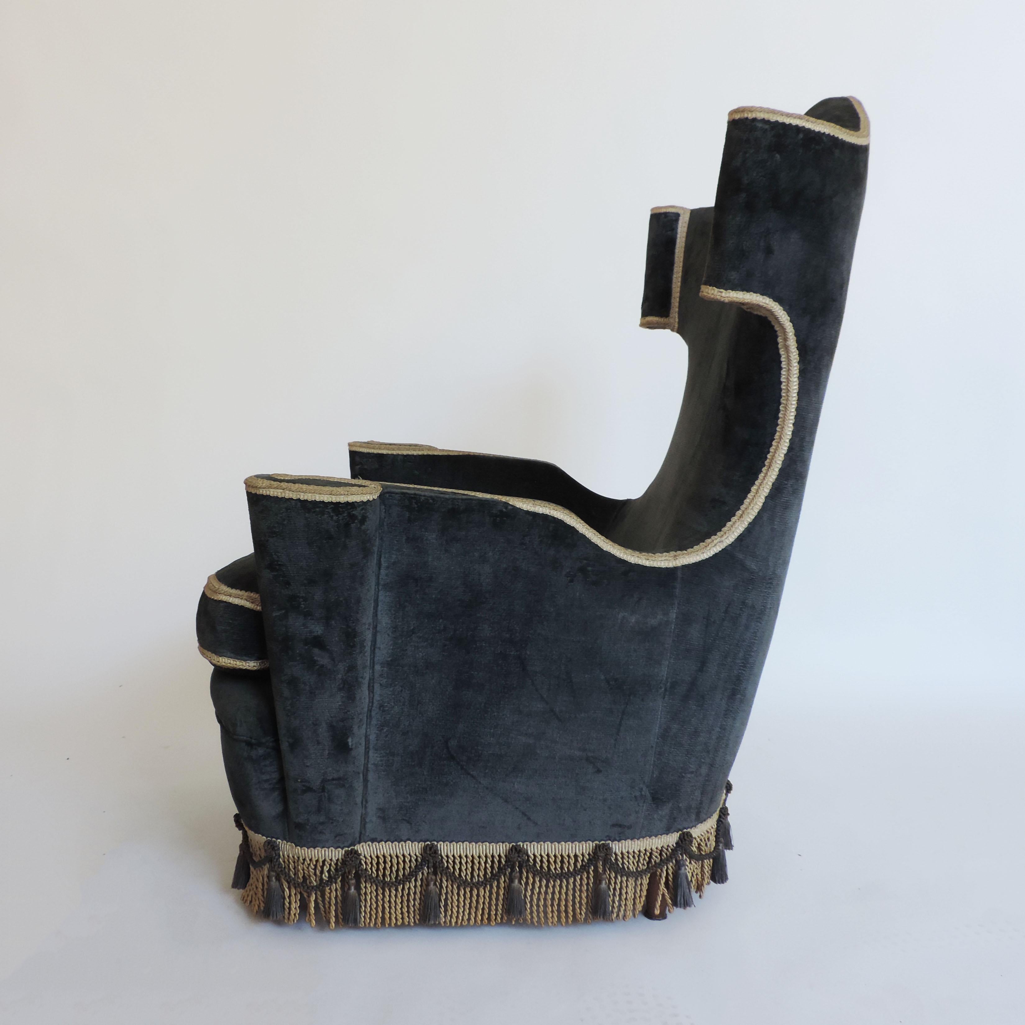 Surréaliste paire de fauteuils italiens des années 1950 en velours bleu foncé en vente 7