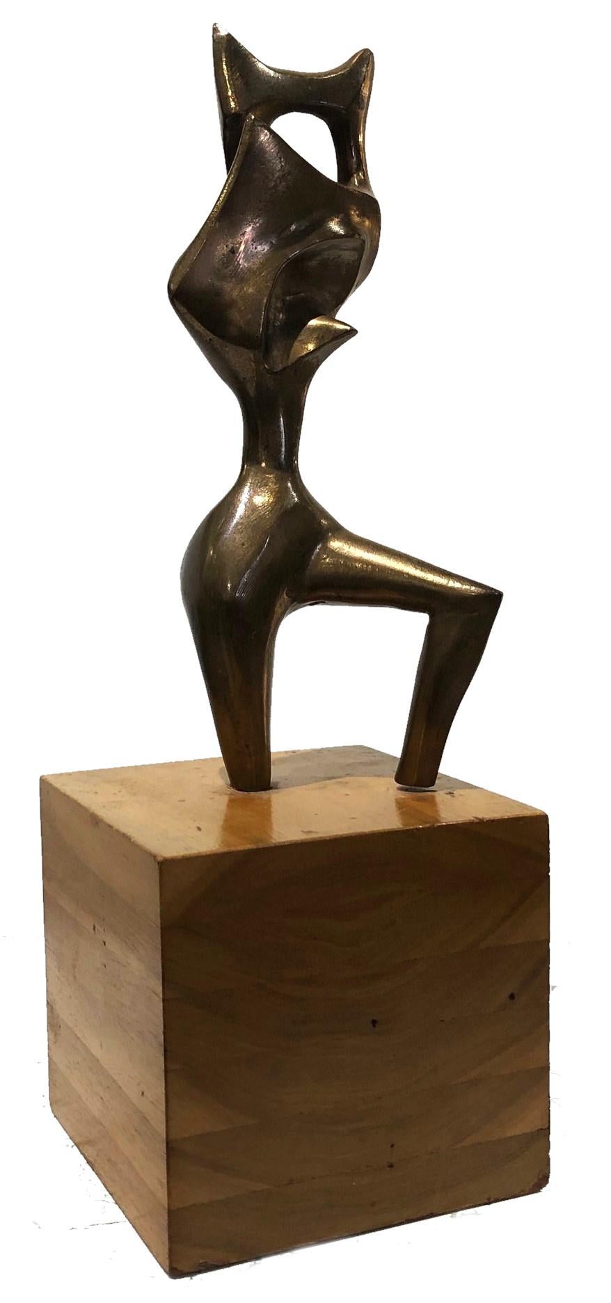 Surrealist Abstract Sculpture
In the manner of
Wifredo Lam
ca. 1950’s-60’s

DIMENSIONS
Height (w/ base): 11.25 inches            
Height of base: 5 inches            
Width: 5 inches            
Depth: 5 inches

ABOUT
Surrealist abstract patinated