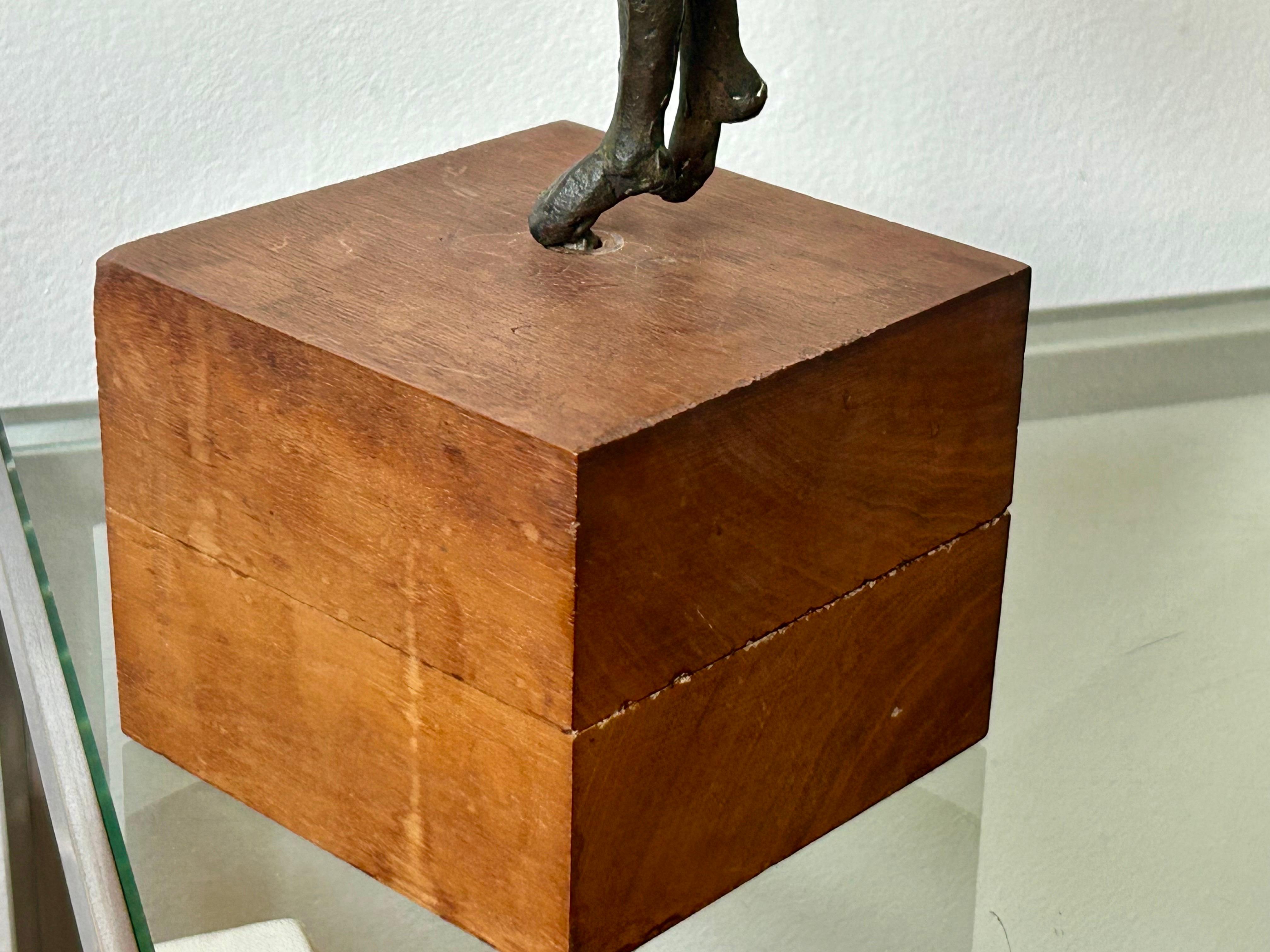 Scultura surrealista in bronzo Jack Zajac in vendita 3