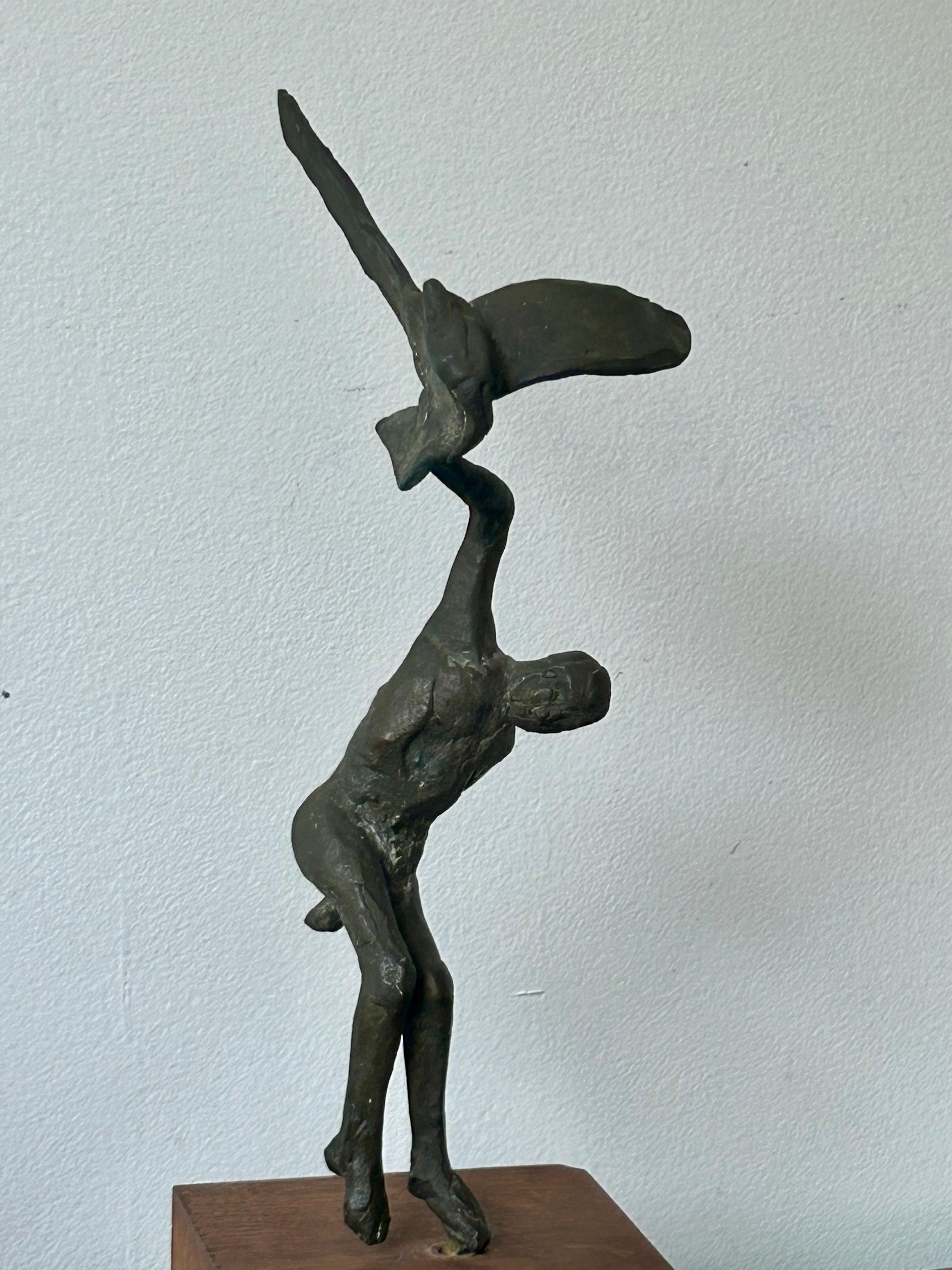 Scultura surrealista in bronzo Jack Zajac in vendita 5