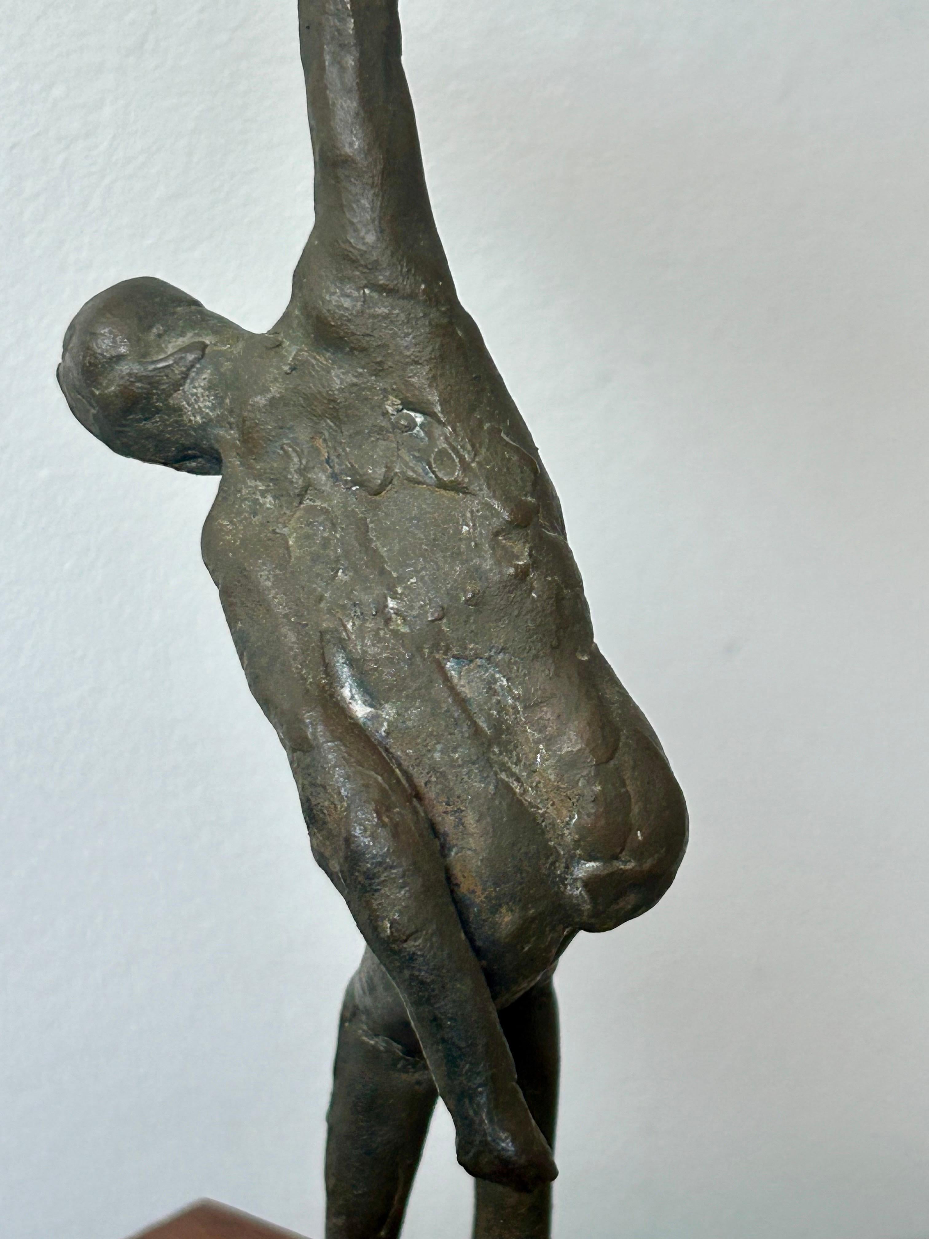 Scultura surrealista in bronzo Jack Zajac in vendita 6