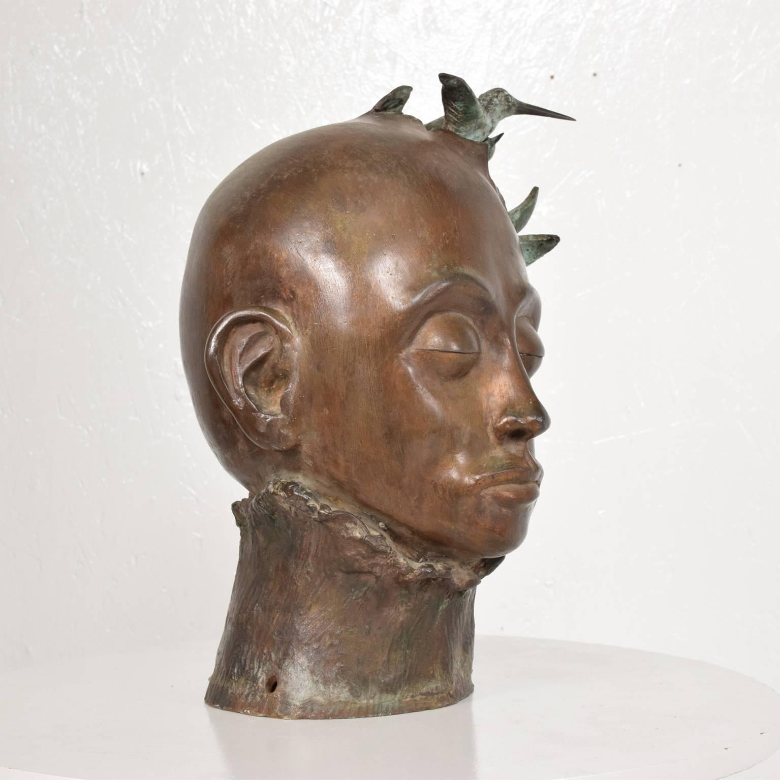 For your consideration a beautiful surrealist bronze head sculpture with birds.
Mexico, 1960s.
Unknown artist.
Measures: 11