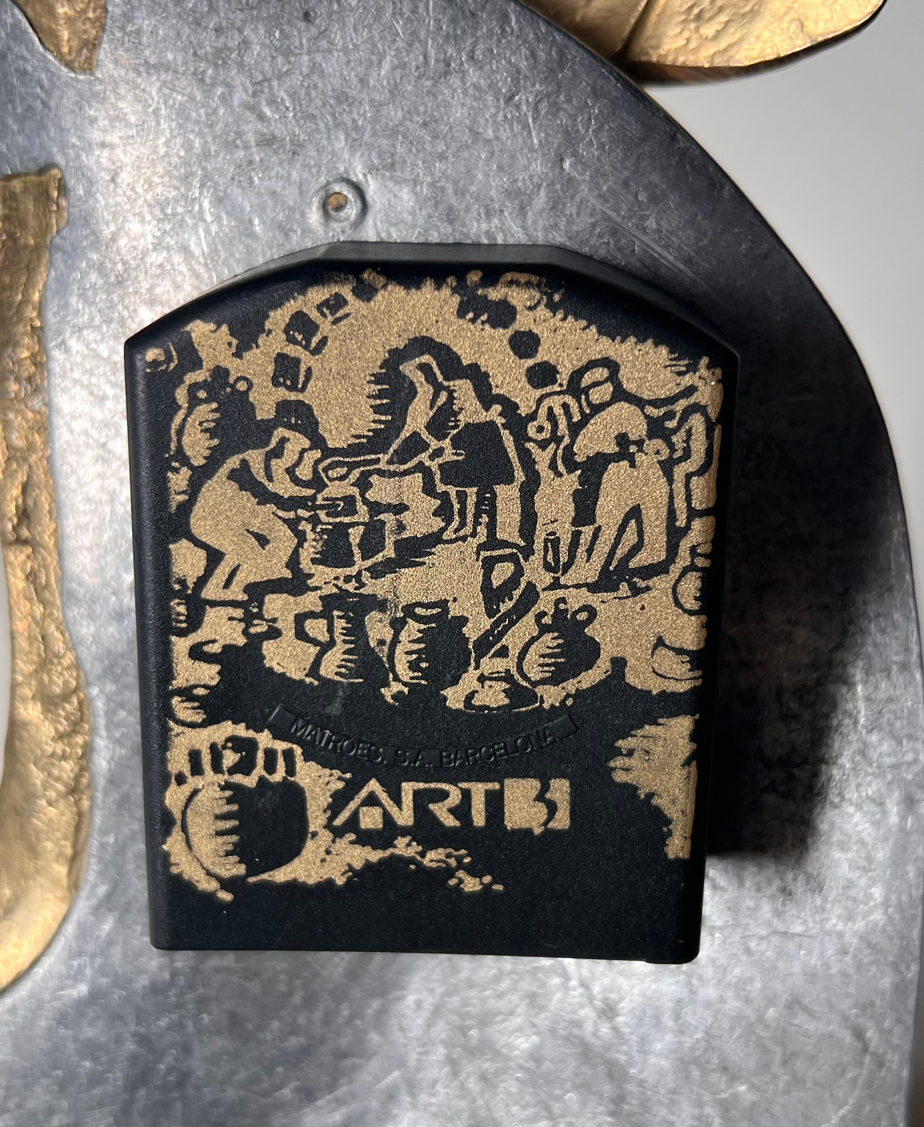 Surrealist mixed metal table clock by David Marshall for Art3, Spain circa 1970 4