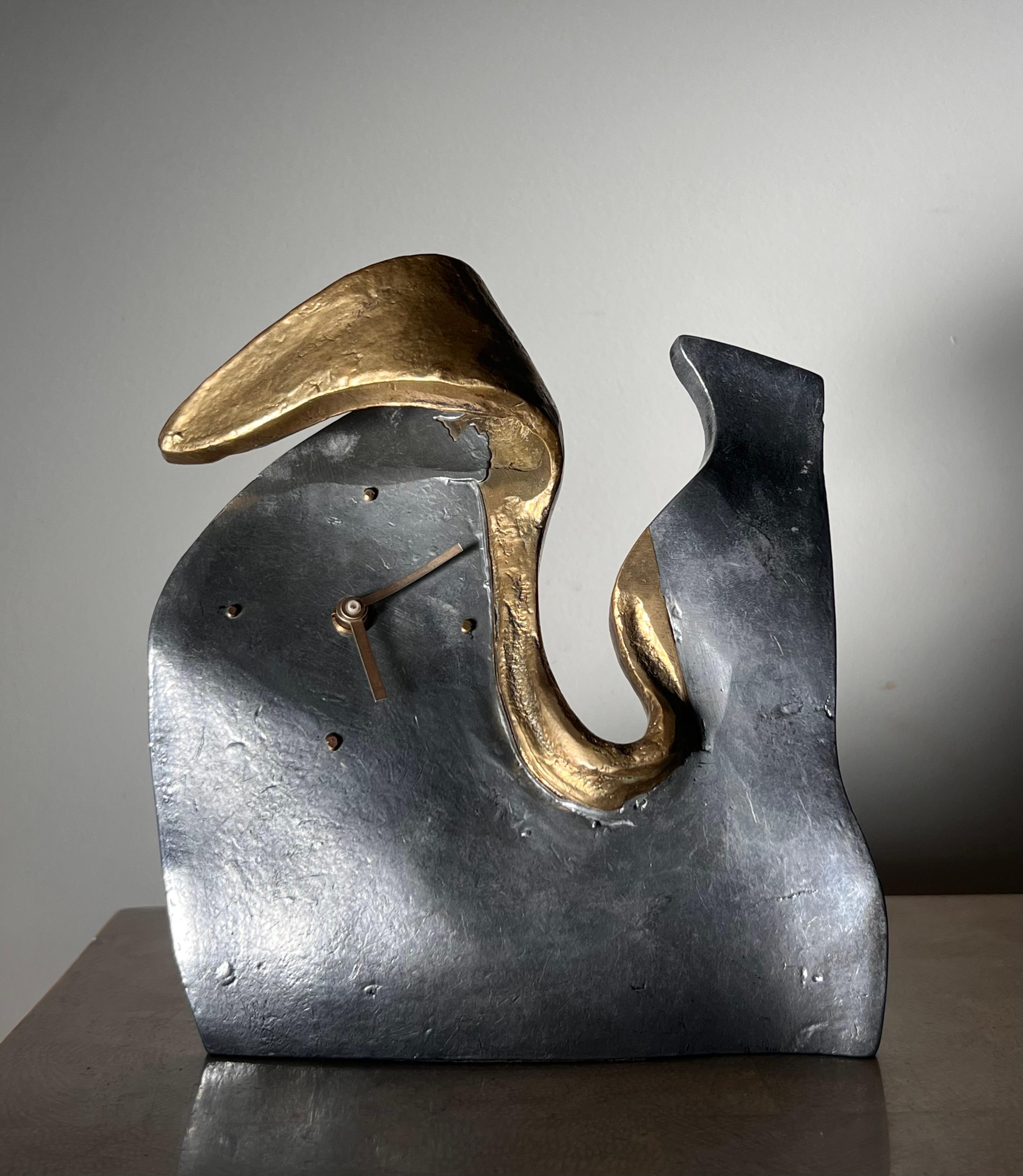 Surrealist mixed metal table clock by David Marshall for Art3, Spain circa 1970 9