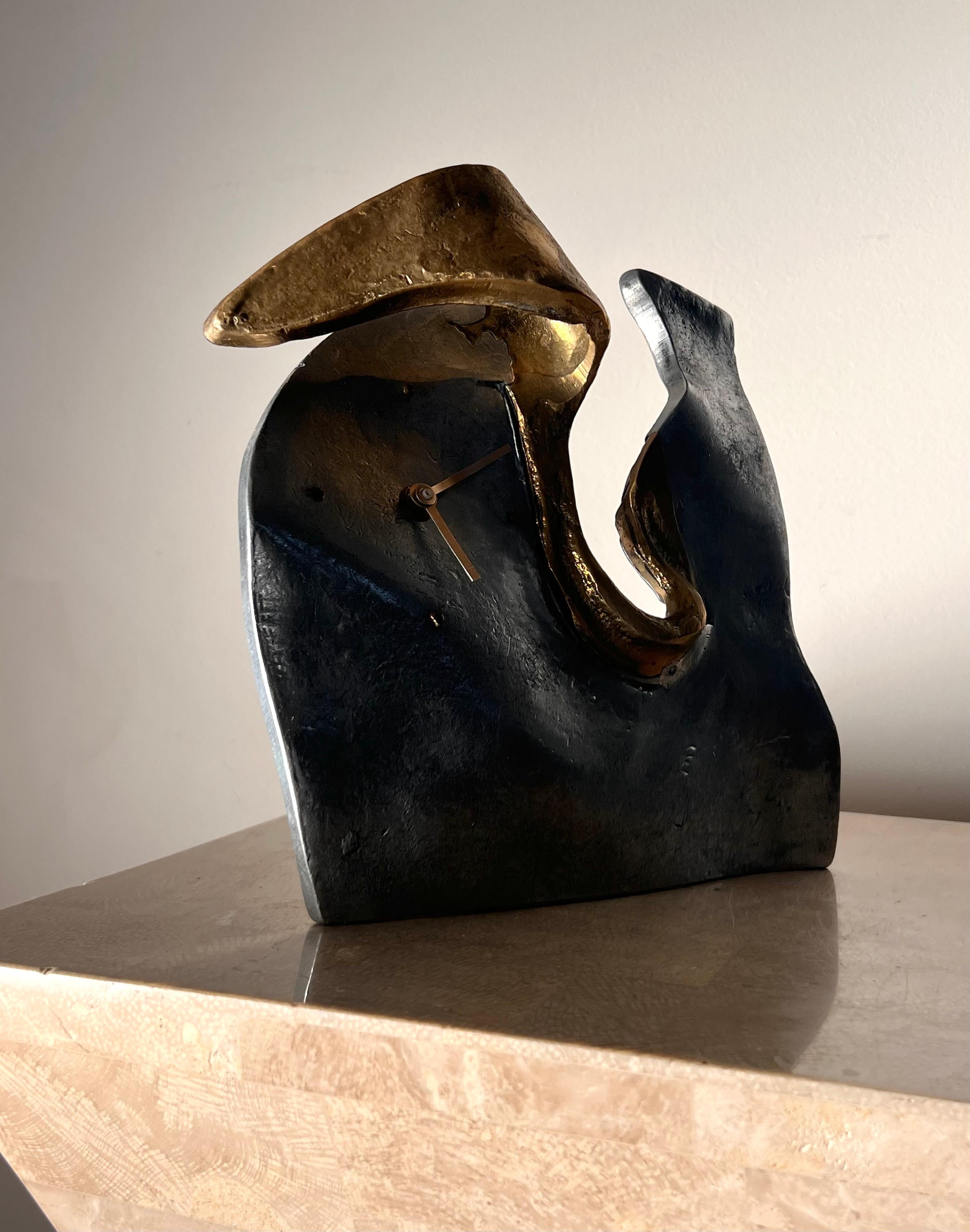 Surrealist mixed metal table clock by David Marshall for Art3, Spain circa 1970 10