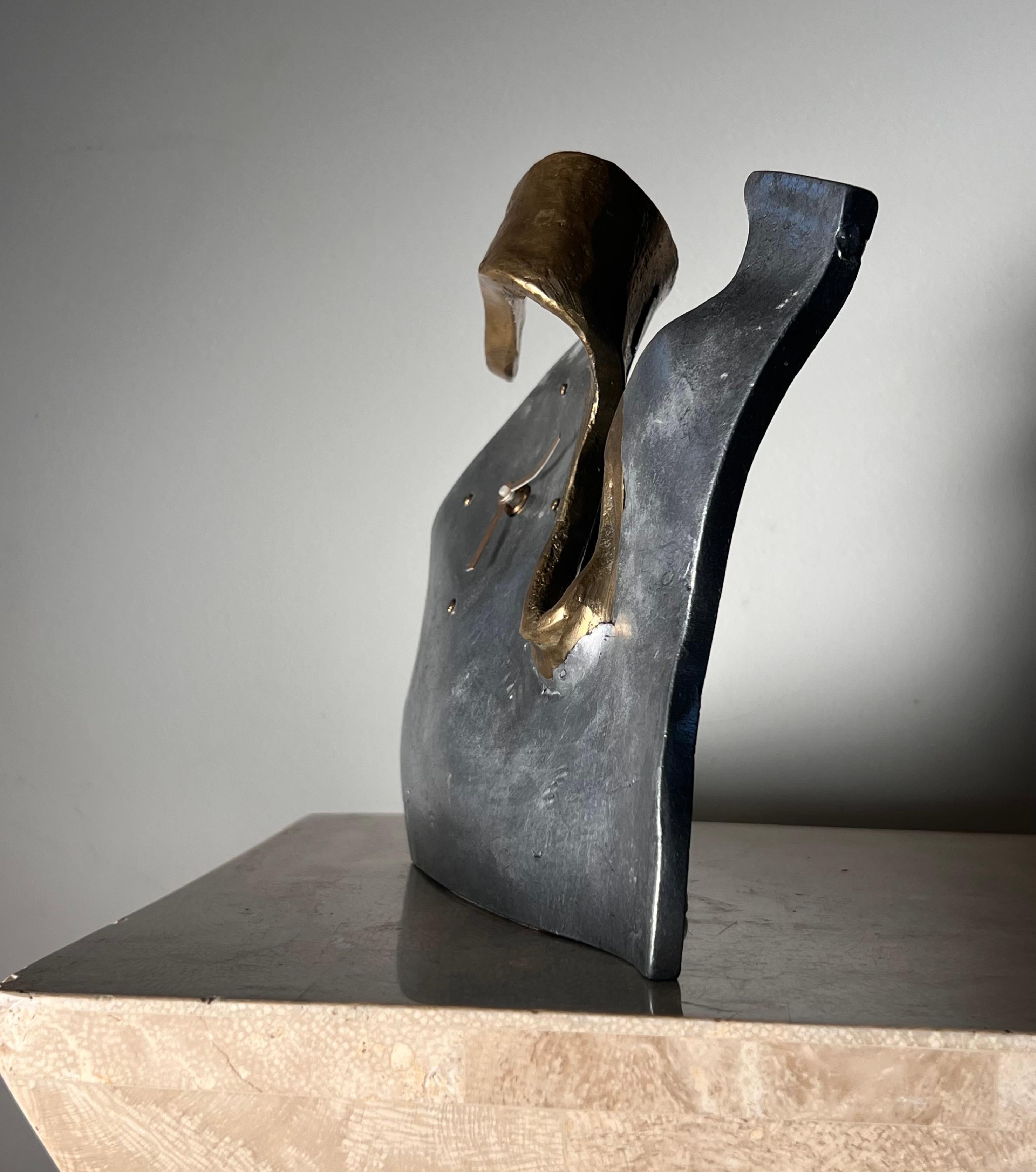 Surrealist mixed metal table clock by David Marshall for Art3, Spain circa 1970 1