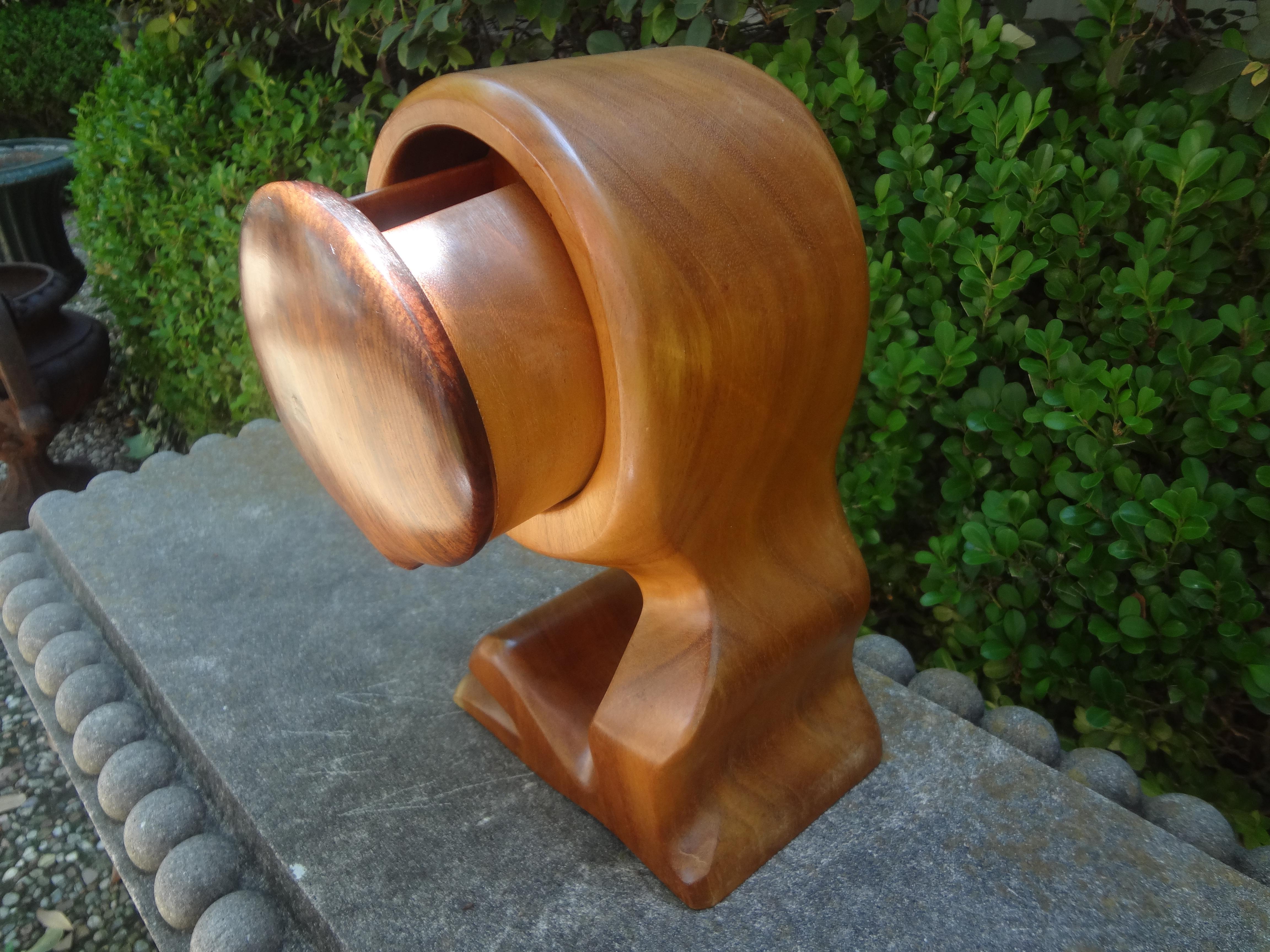  Surrealistische Stil geschnitzt Wood Decorative Box im Angebot 3