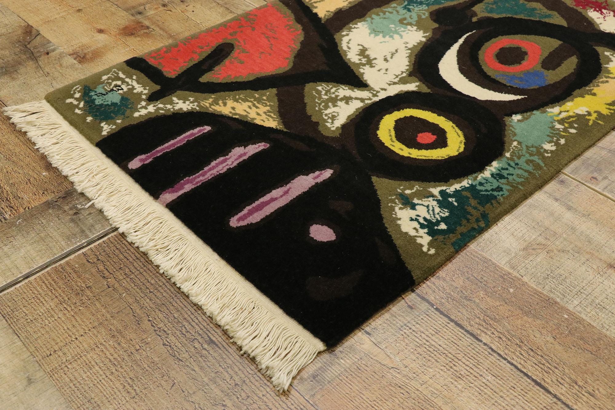 20ième siècle Tapis surréaliste de la fin du XXe siècle inspiré par Joan Miró, Femme et Oiseaux en vente