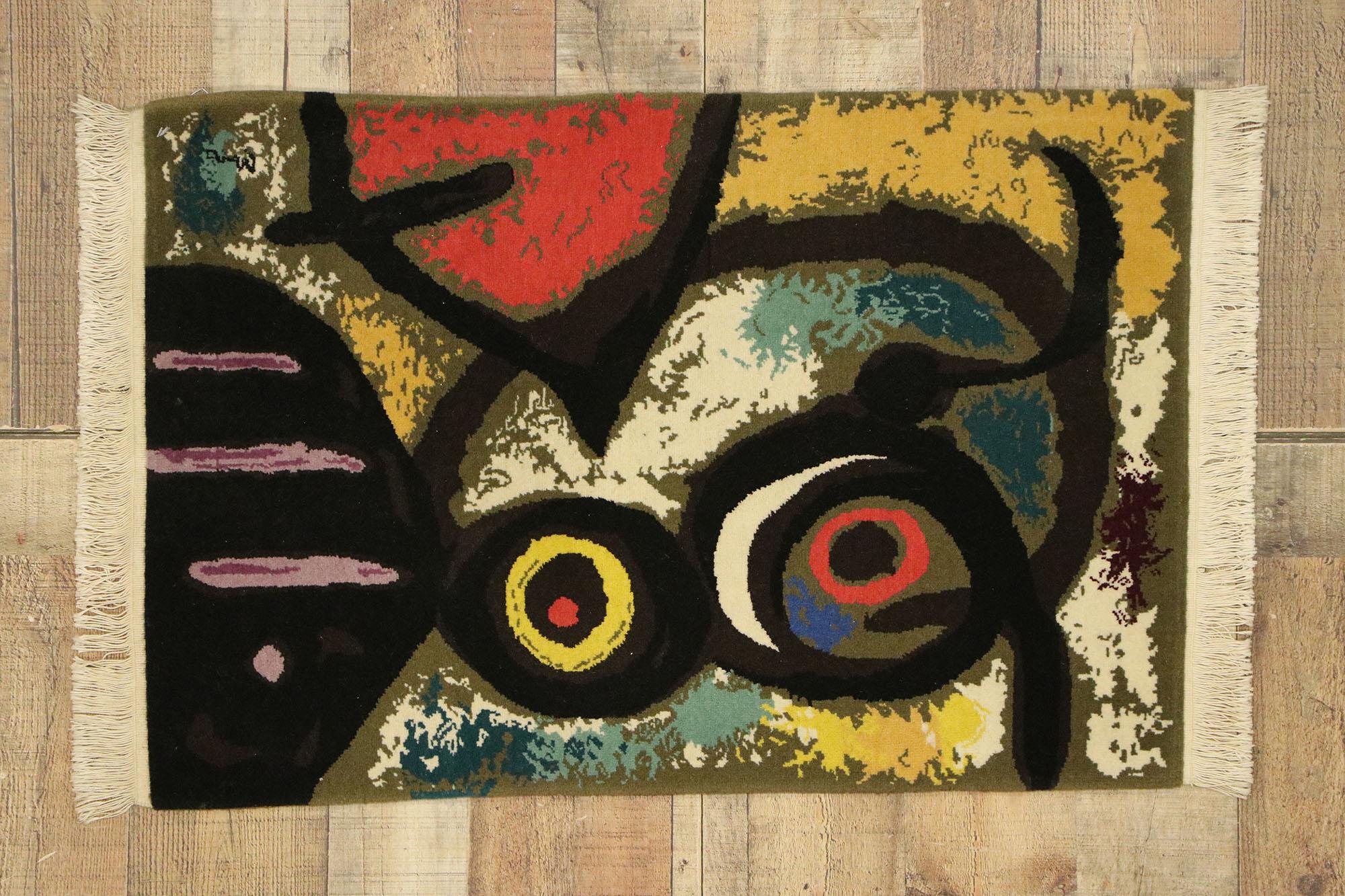 Alfombra surrealista de finales del siglo XX inspirada en Joan Miró, Femme Et Oiseaux en venta 1