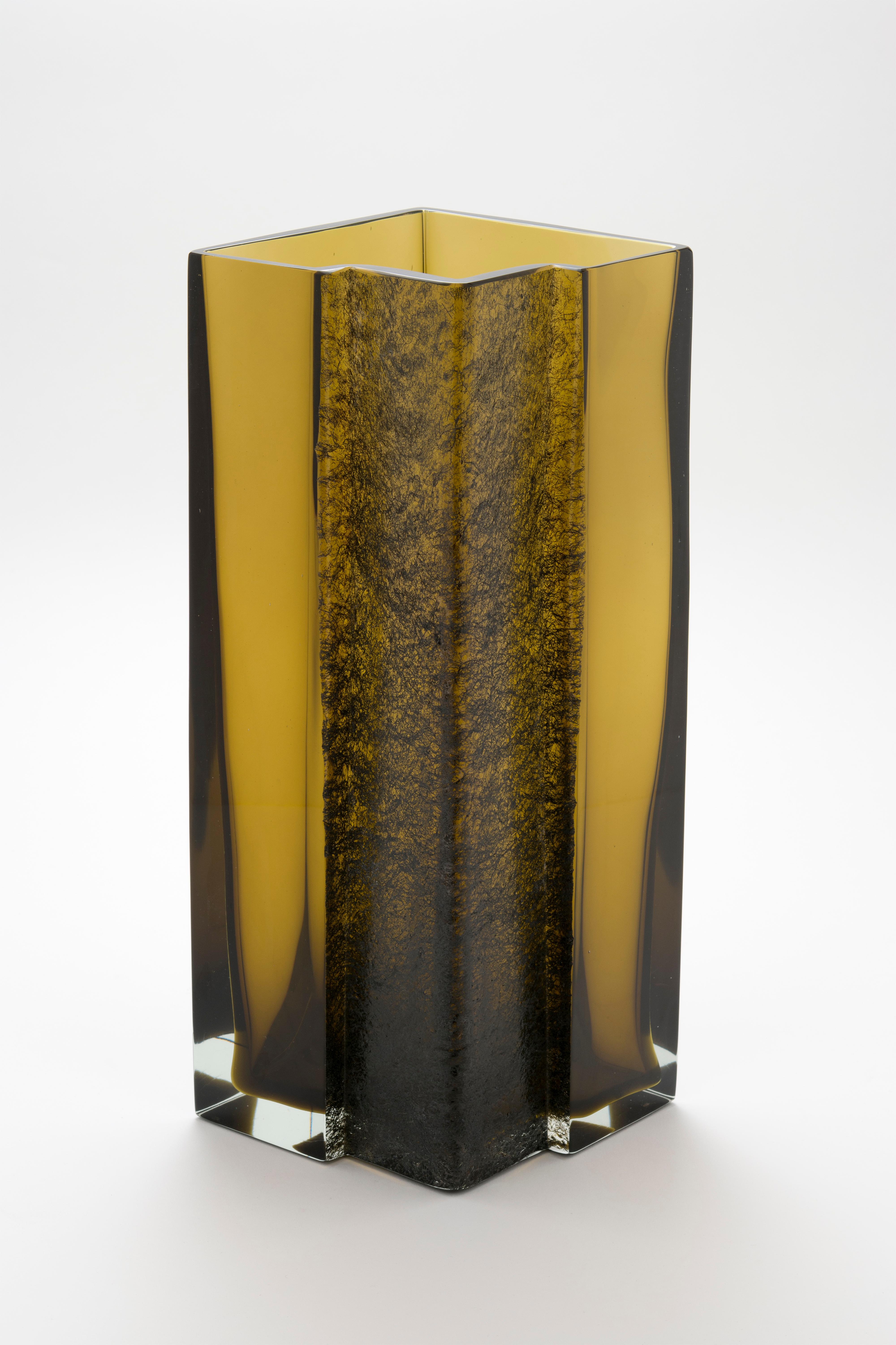 Surrounded by Green Vase by Paolo Marcolongo For Sale 2