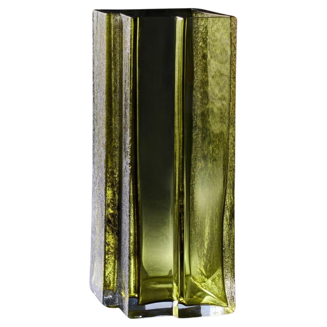 Entouré d'un vase vert de Paolo Marcolongo