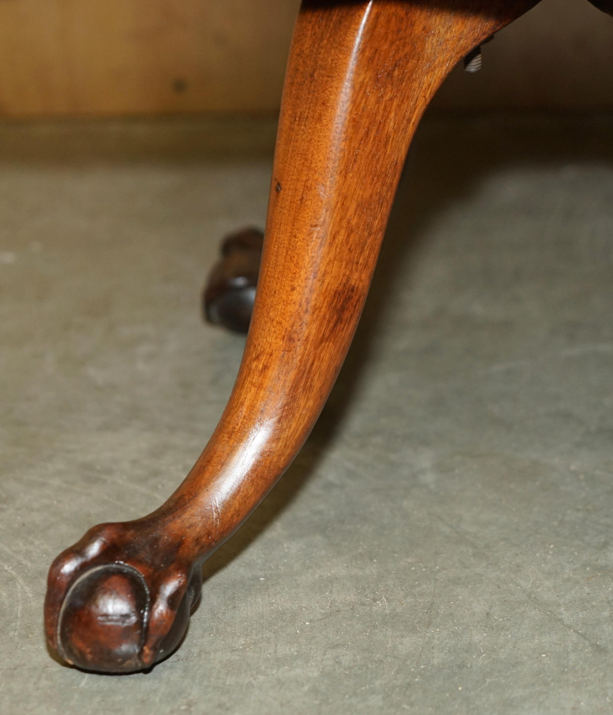 ÜBERLEBENDER DES DEUTSCHEN LUFTANGRIFFS VON 1940 RESTORIERTEN ViCTORIANISCHEN CHESTERFIELD KAPITÄNSSTUHL im Angebot 4