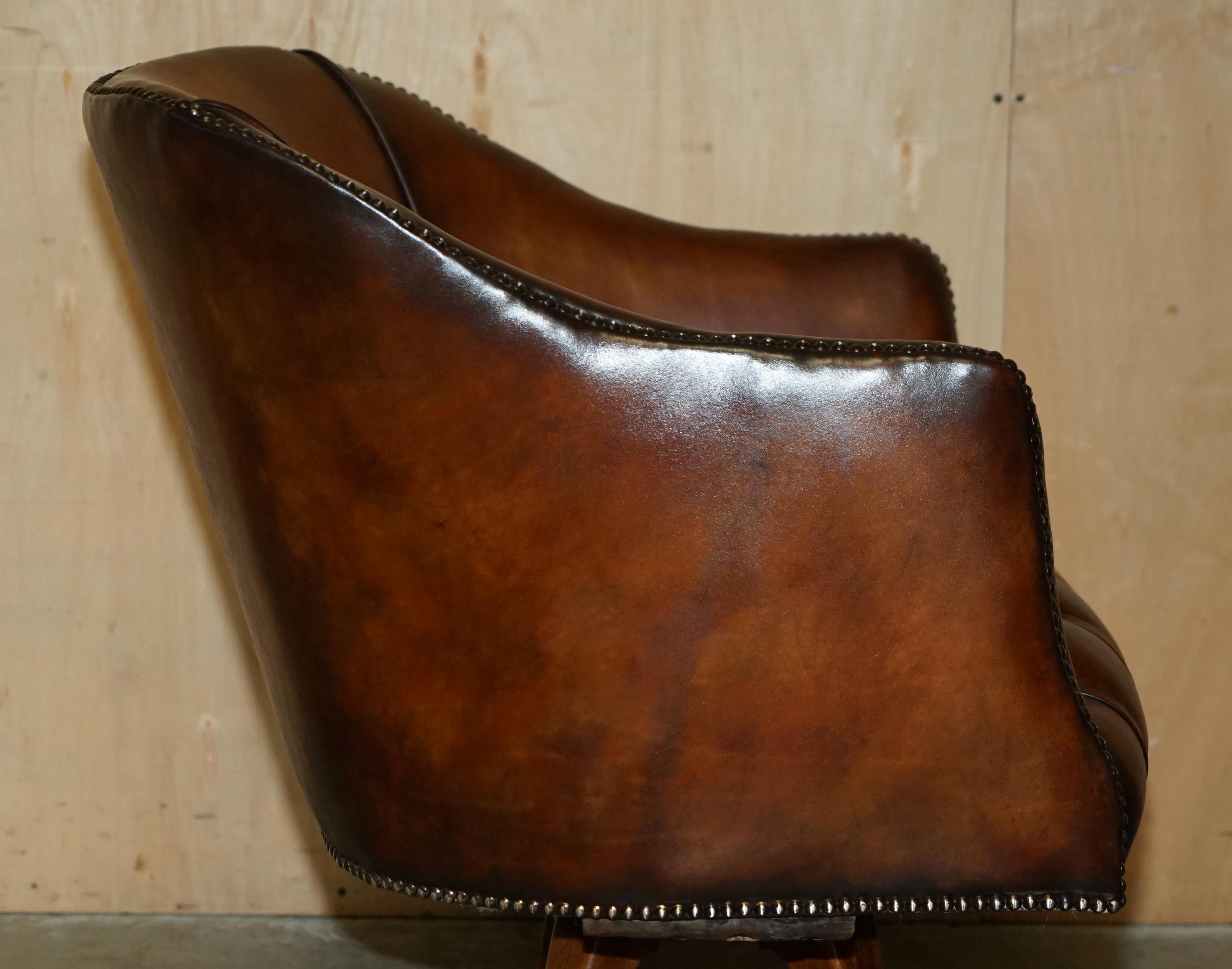 ÜBERLEBENDER DES DEUTSCHEN LUFTANGRIFFS VON 1940 RESTORIERTEN ViCTORIANISCHEN CHESTERFIELD KAPITÄNSSTUHL im Angebot 7